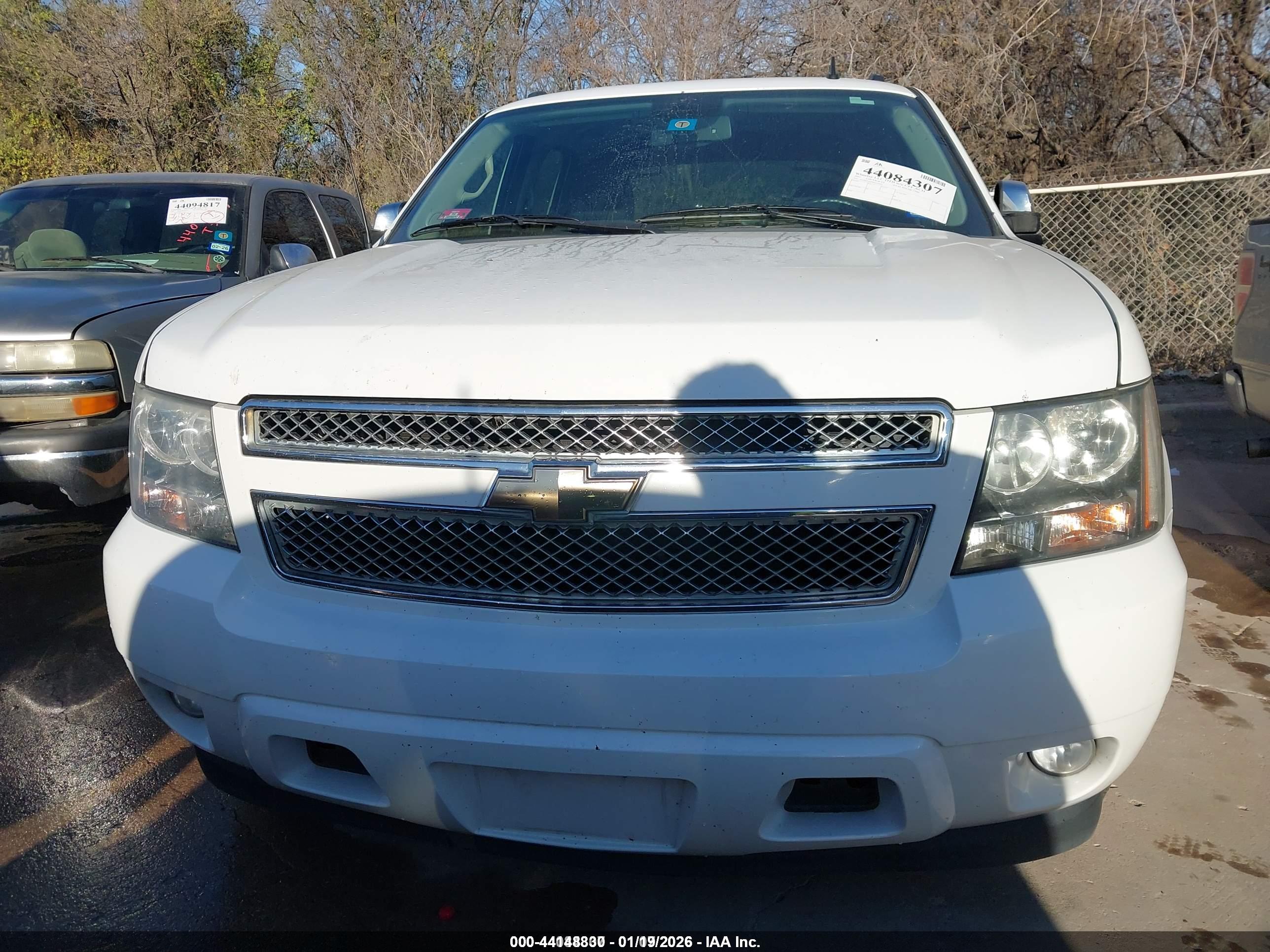 CHEVROLET AVALANCHE image 6