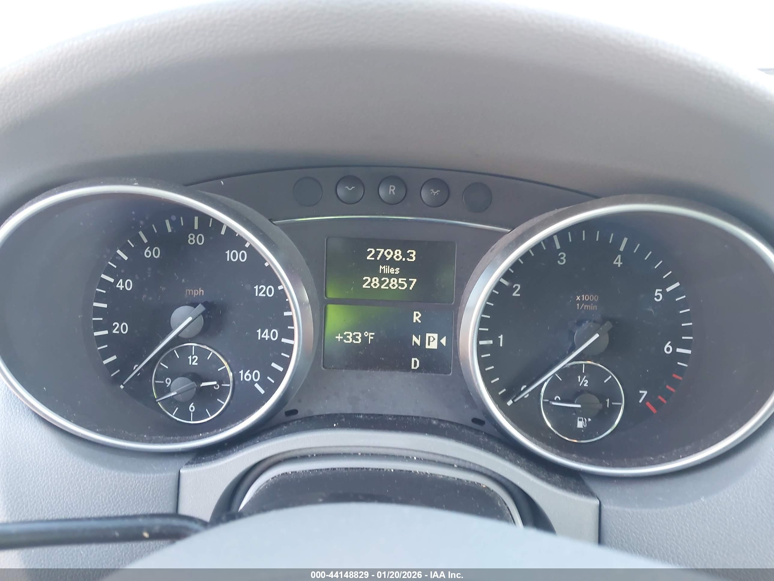 MERCEDES-BENZ ML image 7