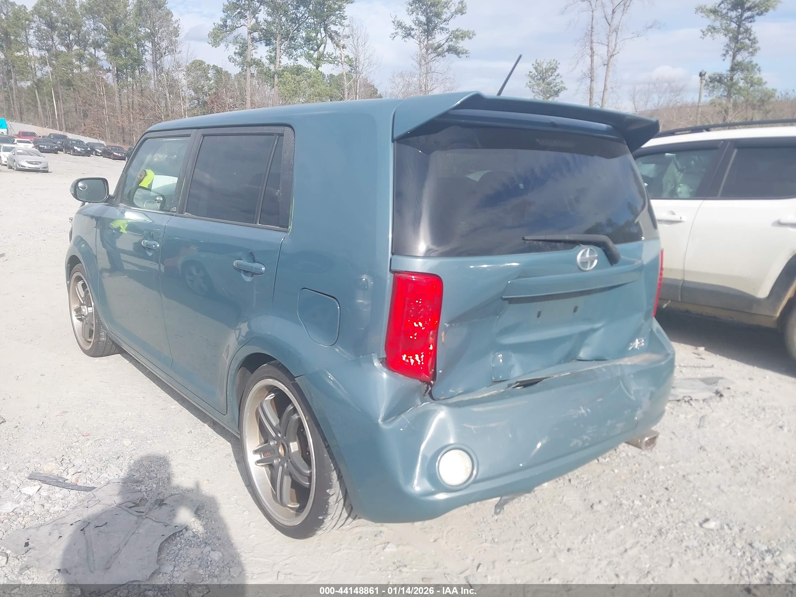 SCION XB image 3