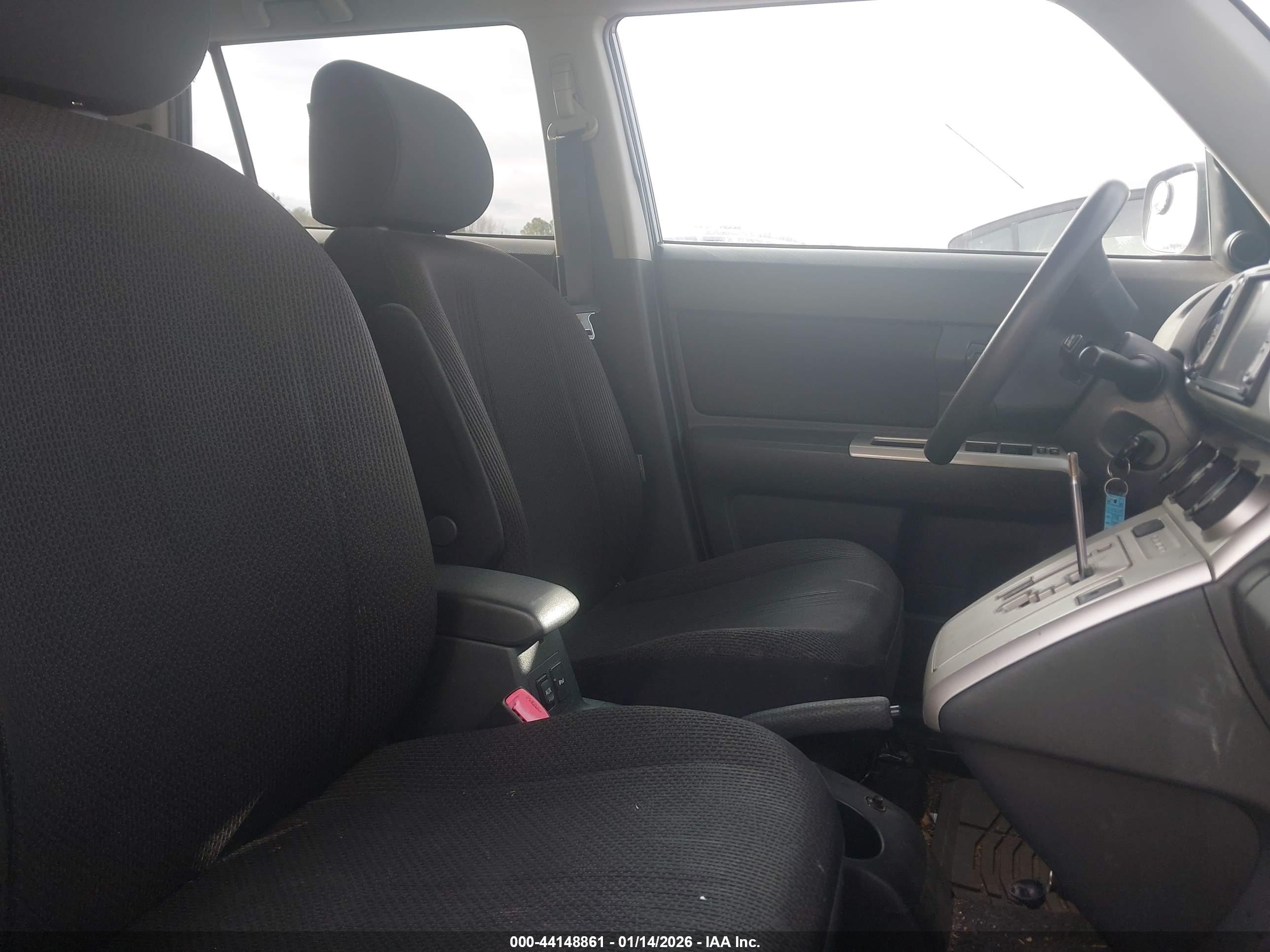 SCION XB image 5