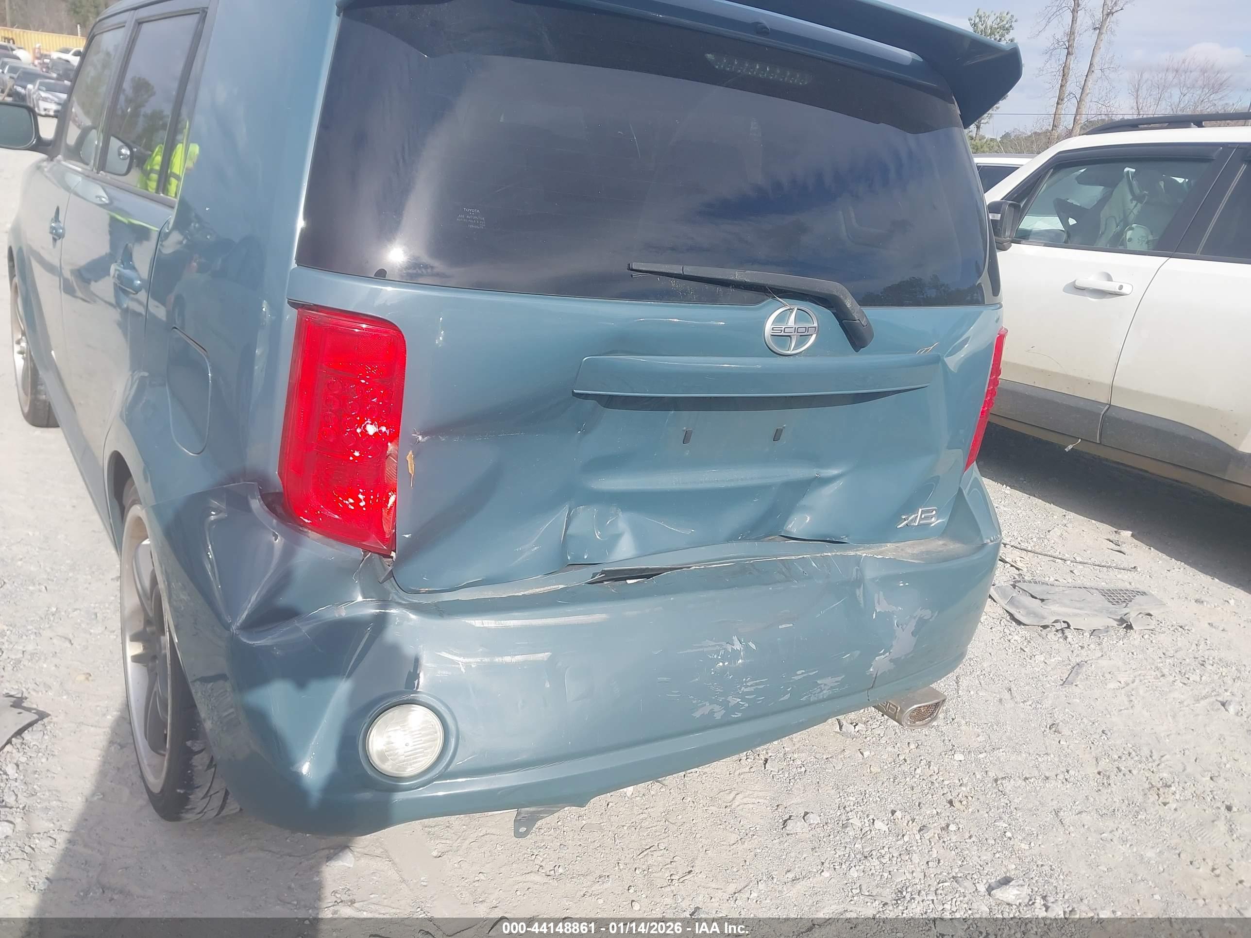 SCION XB image 6