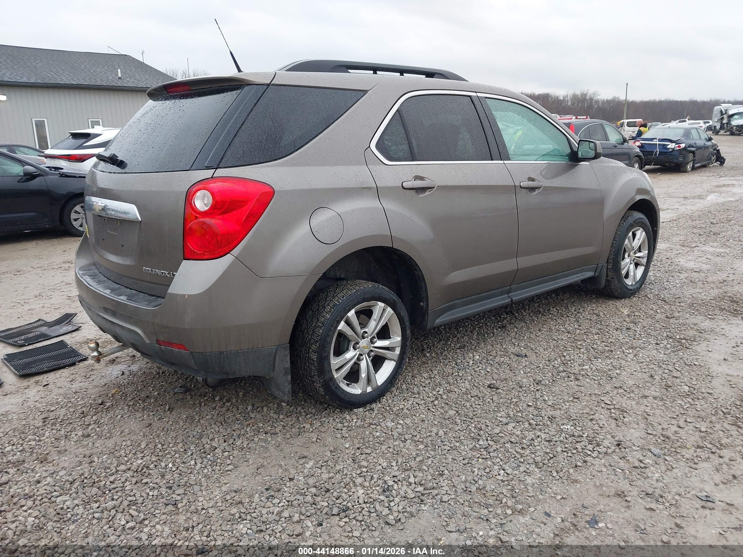 CHEVROLET EQUINOX image 4