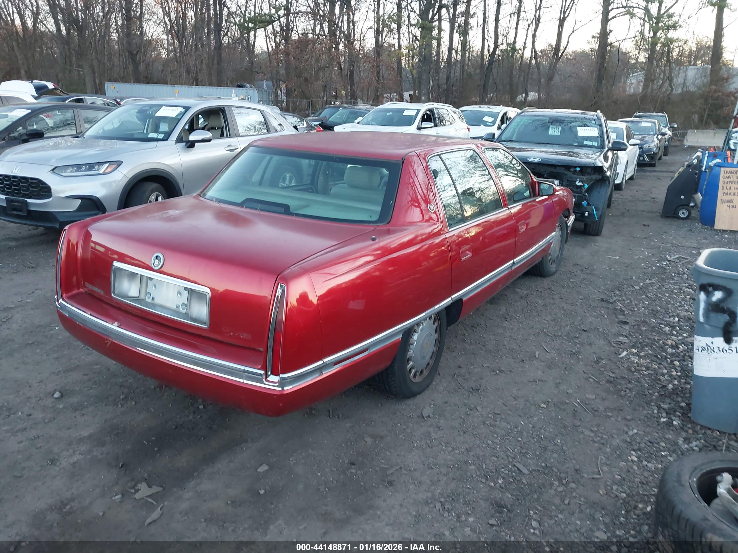 CADILLAC DEVILLE image 4