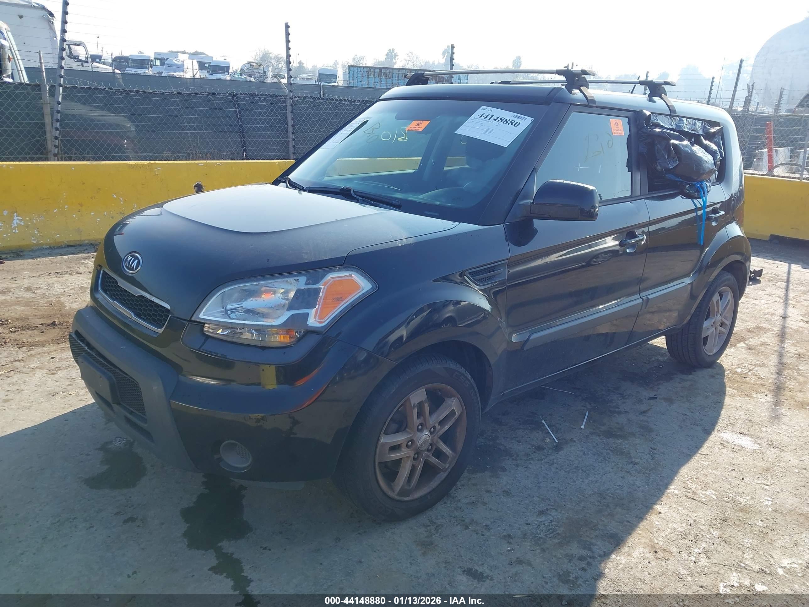 KIA SOUL image 2