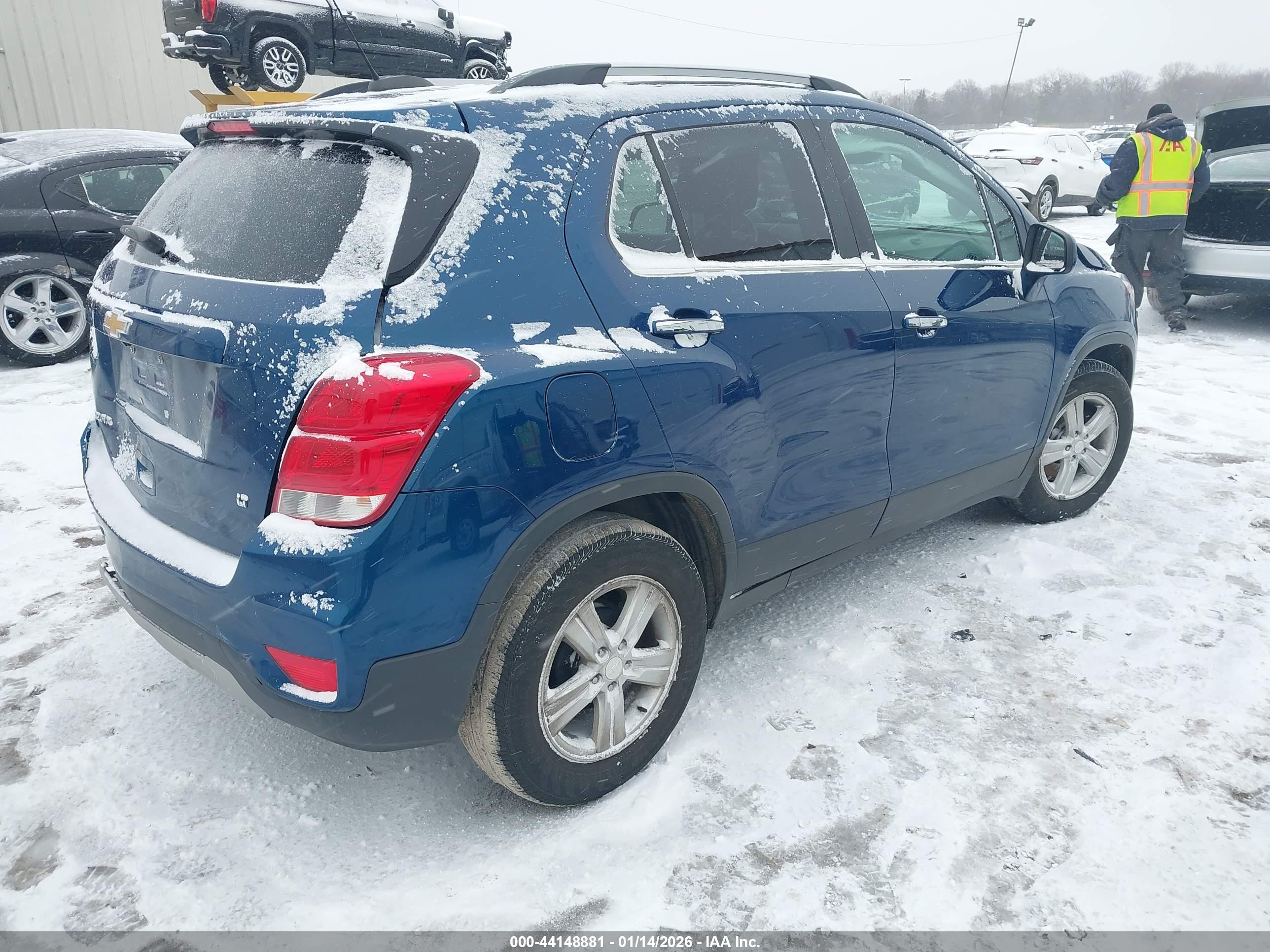 CHEVROLET TRAX image 4