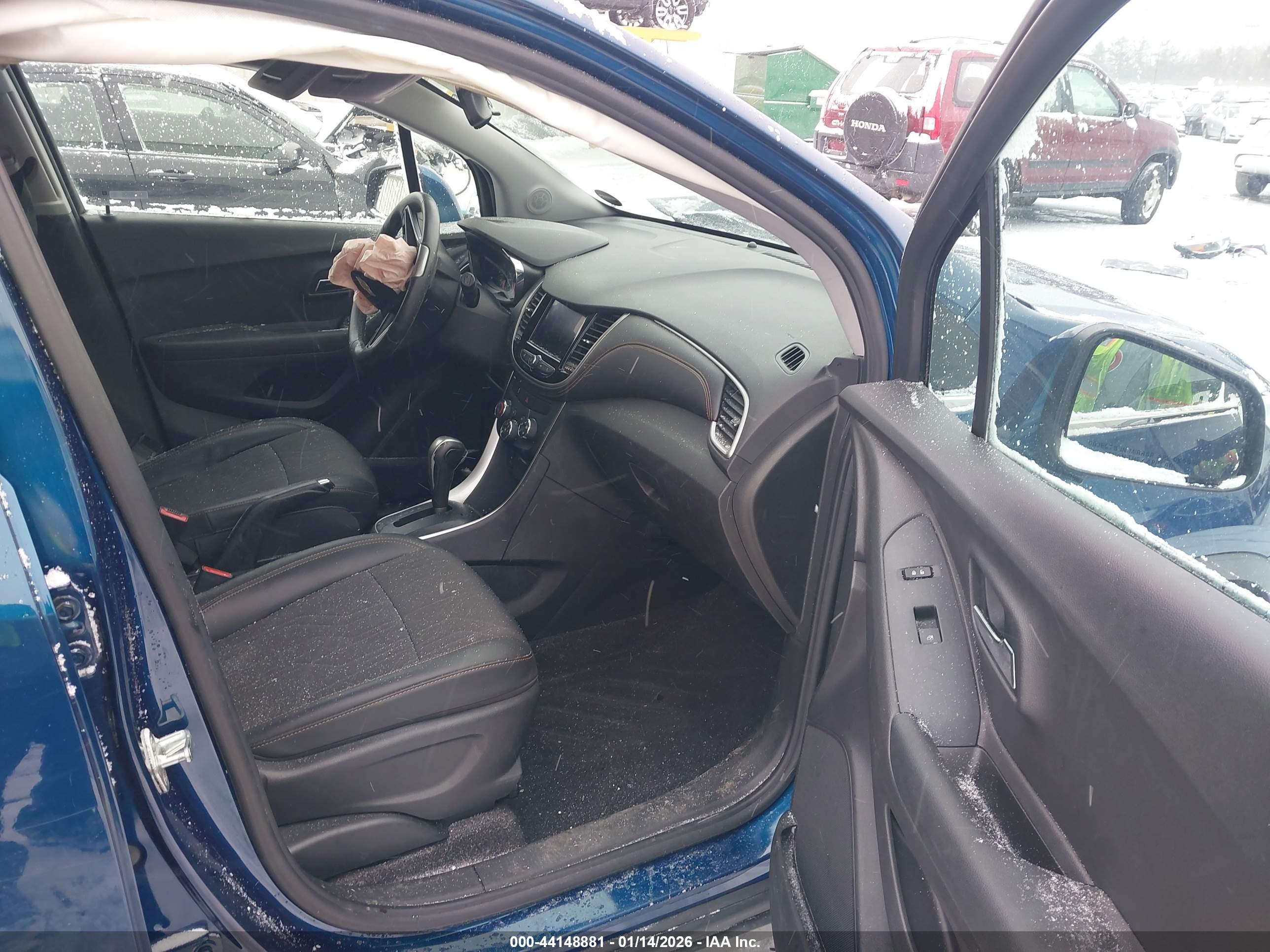 CHEVROLET TRAX image 5