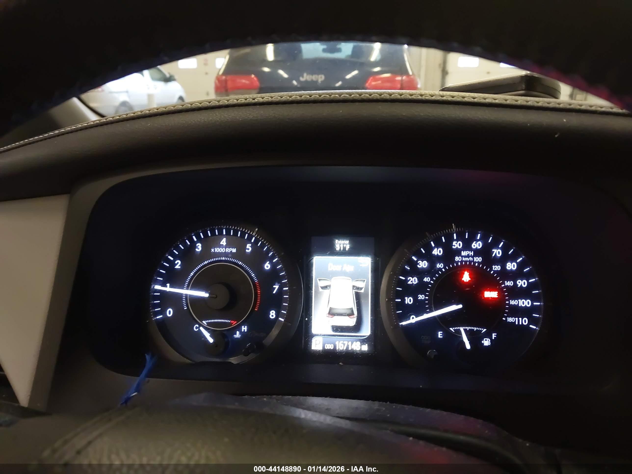 TOYOTA SIENNA image 7