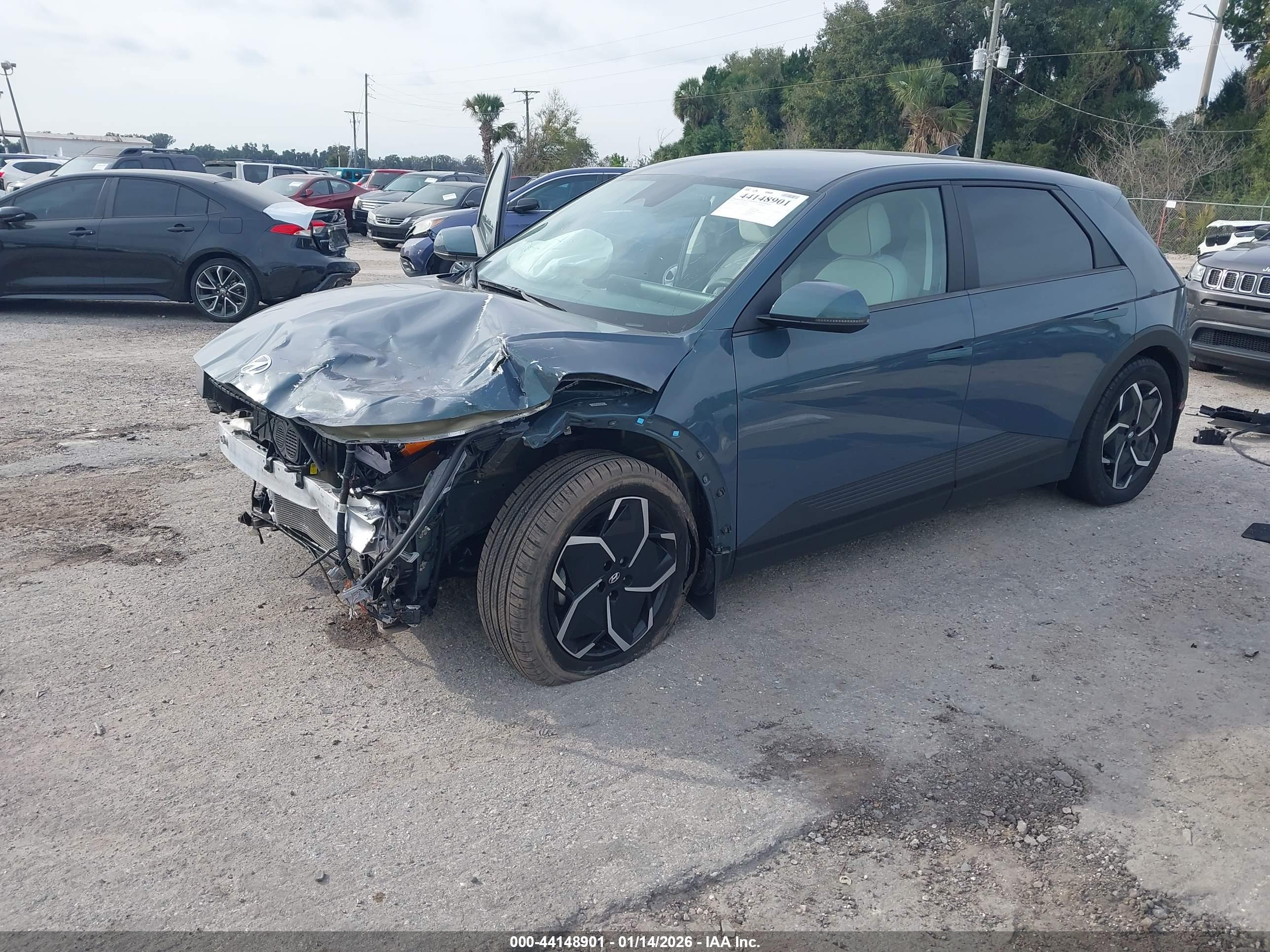 HYUNDAI IONIQ image 2