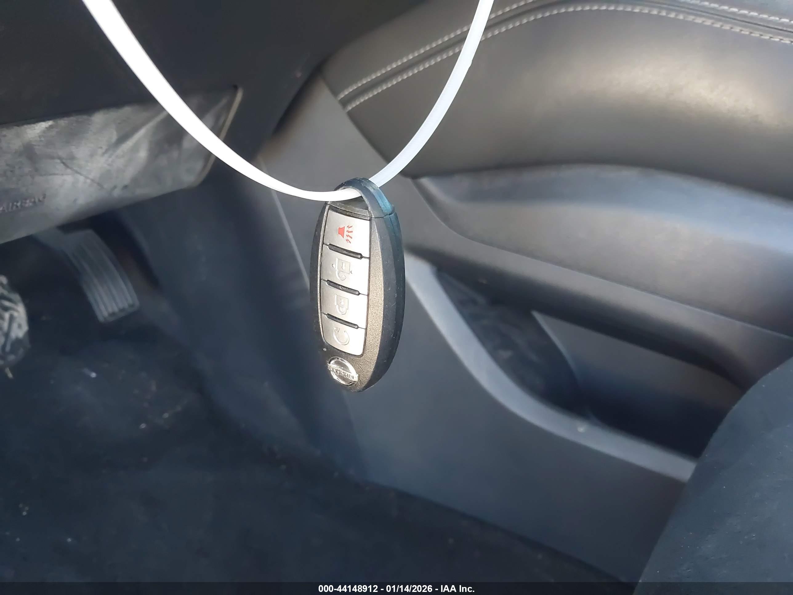 NISSAN MURANO image 11