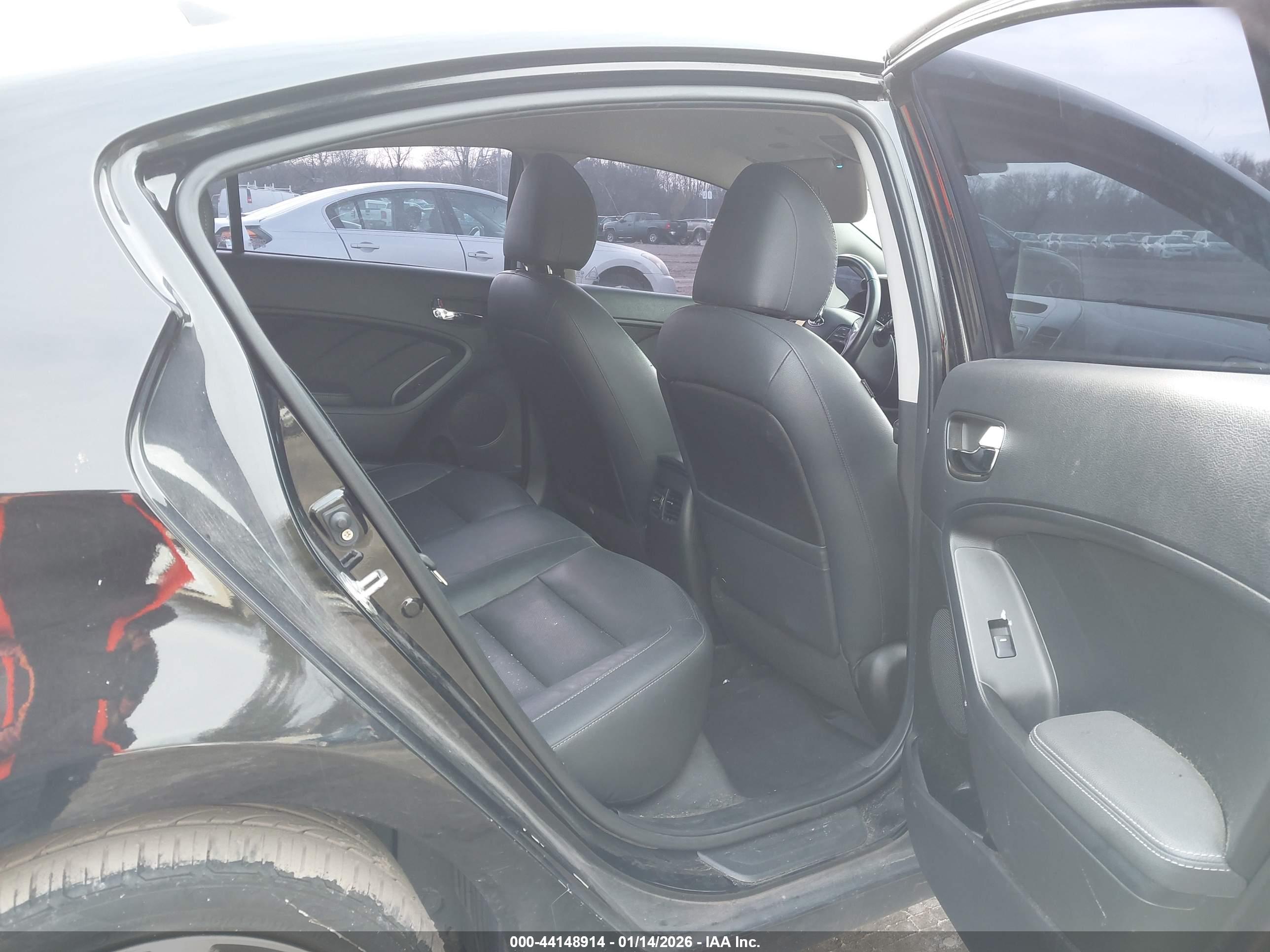 KIA FORTE image 8