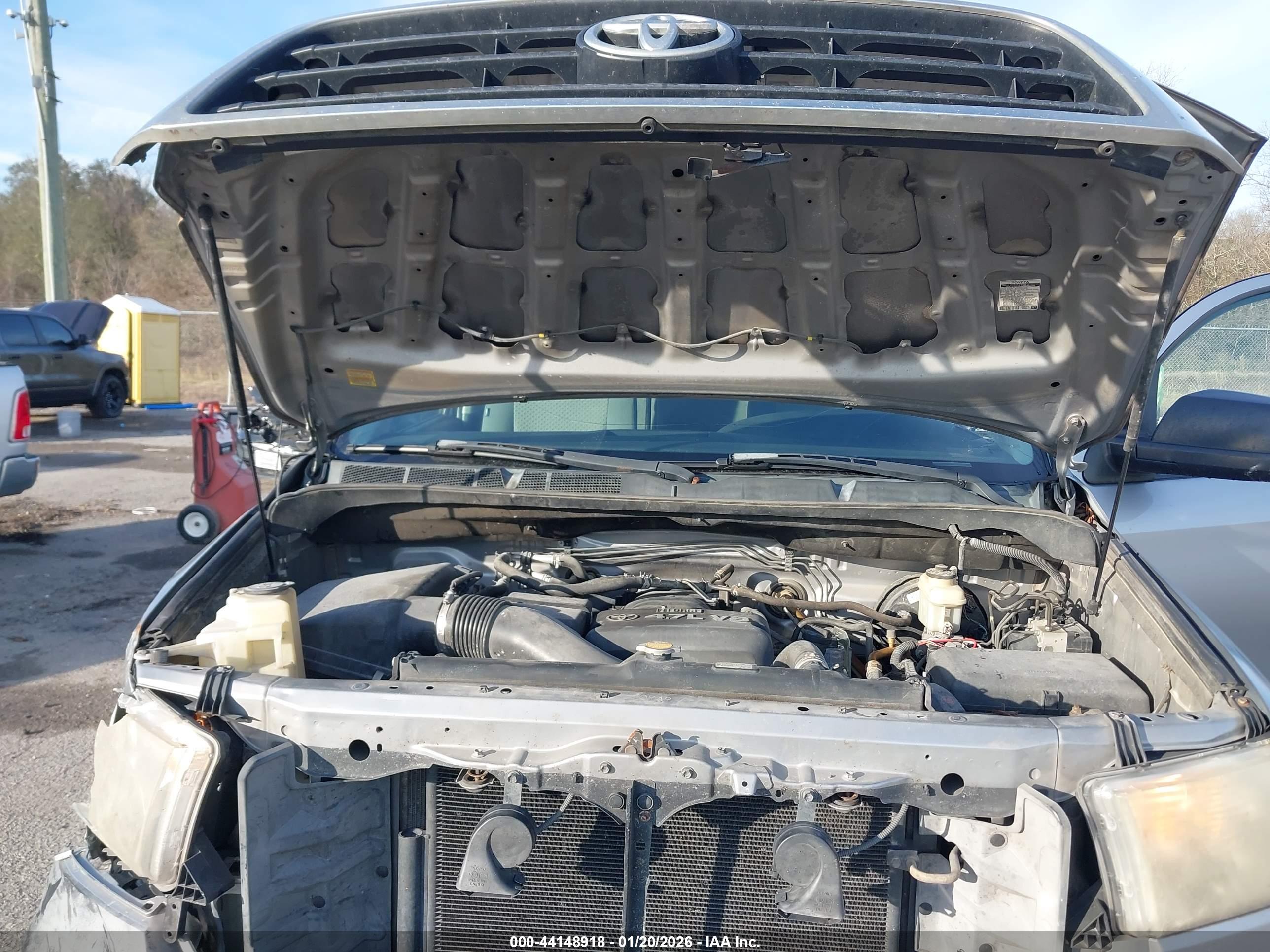 TOYOTA TUNDRA image 10