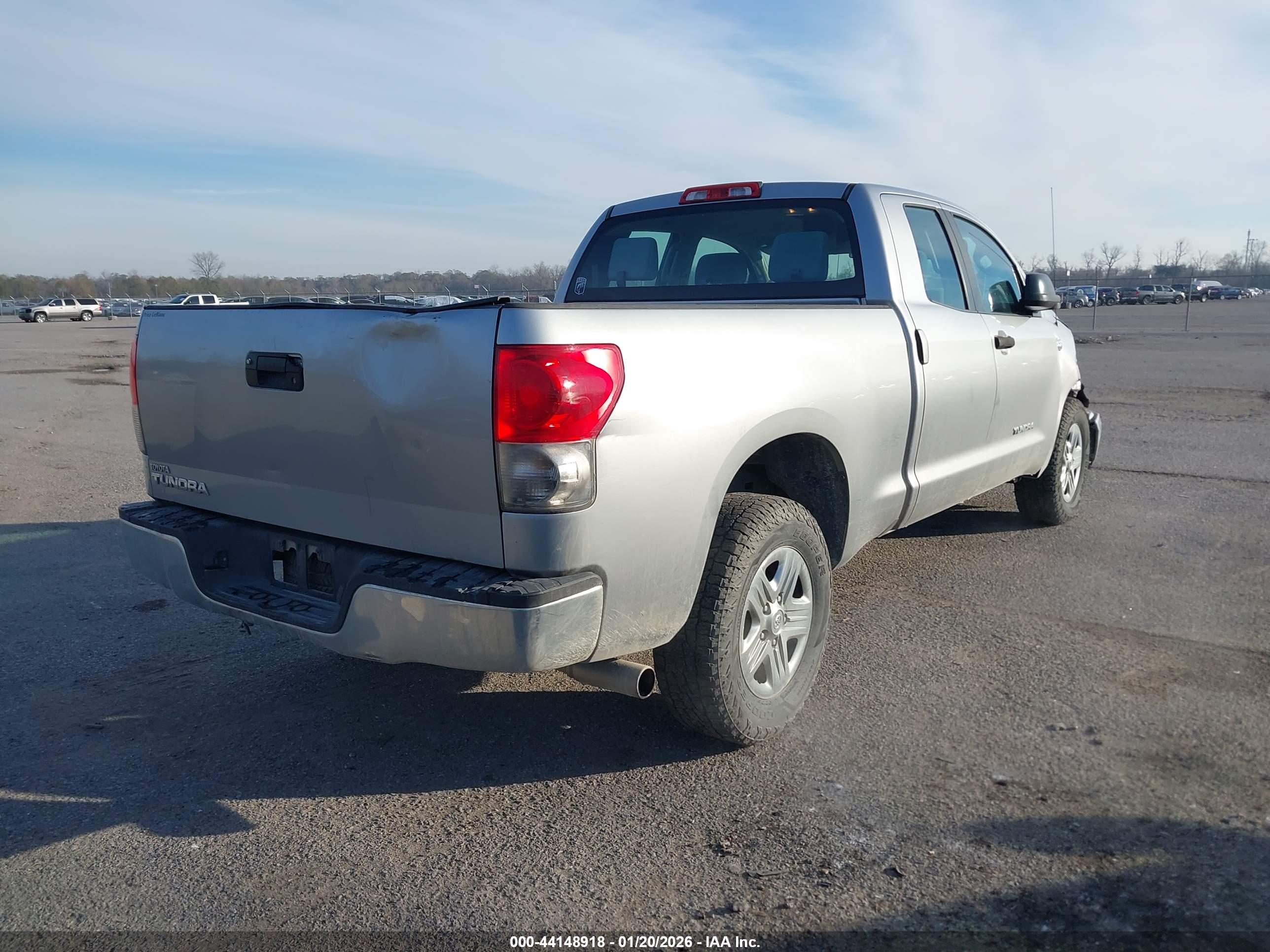 TOYOTA TUNDRA image 4