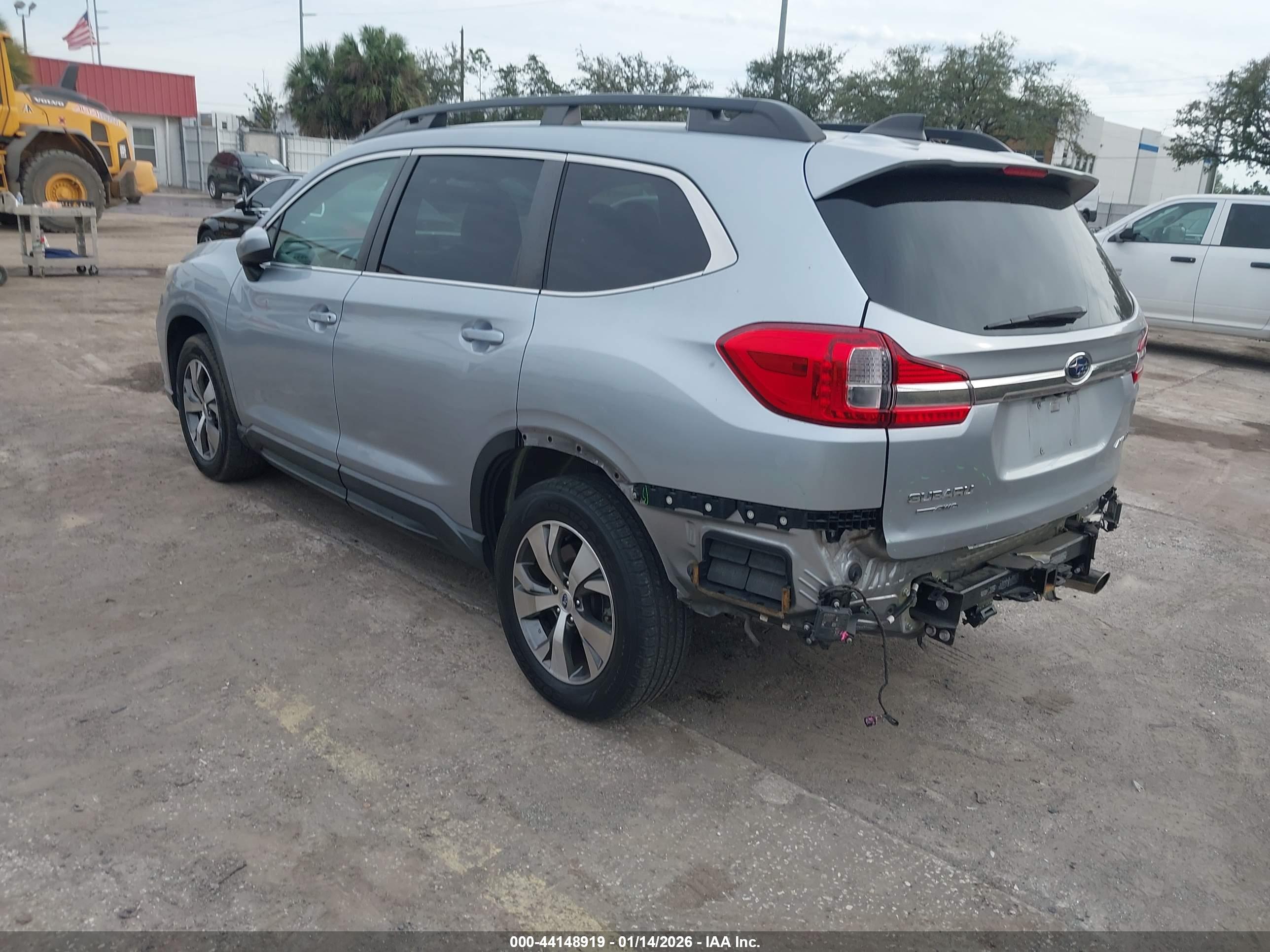 SUBARU ASCENT image 3