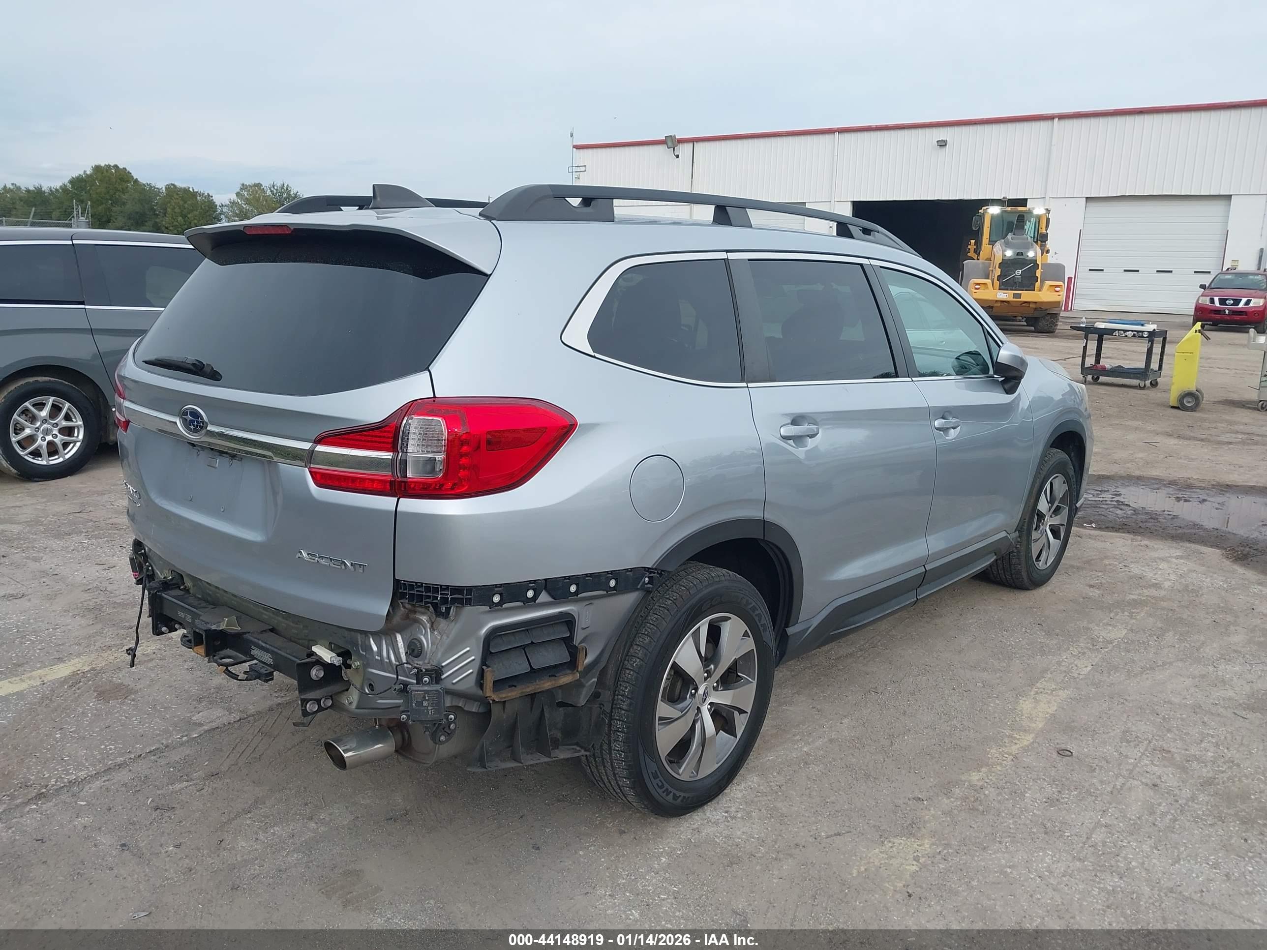 SUBARU ASCENT image 4