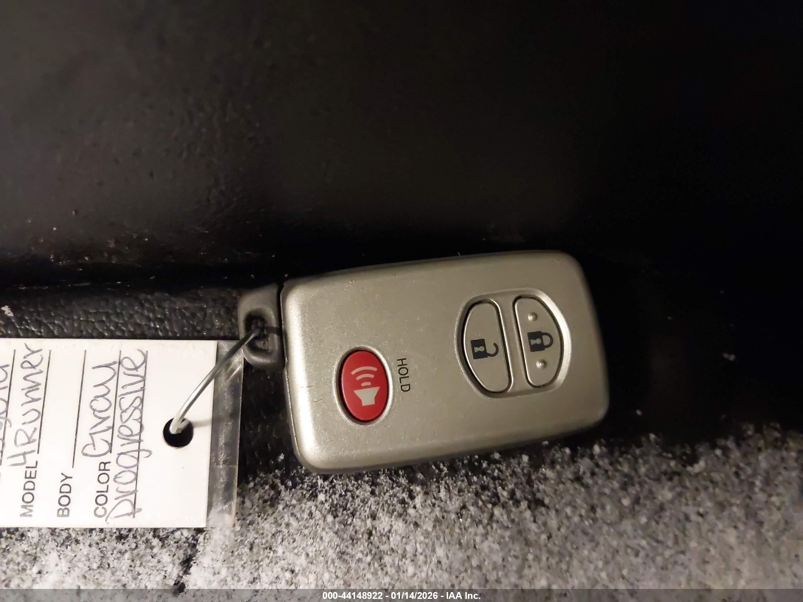 TOYOTA 4RUNNER image 11