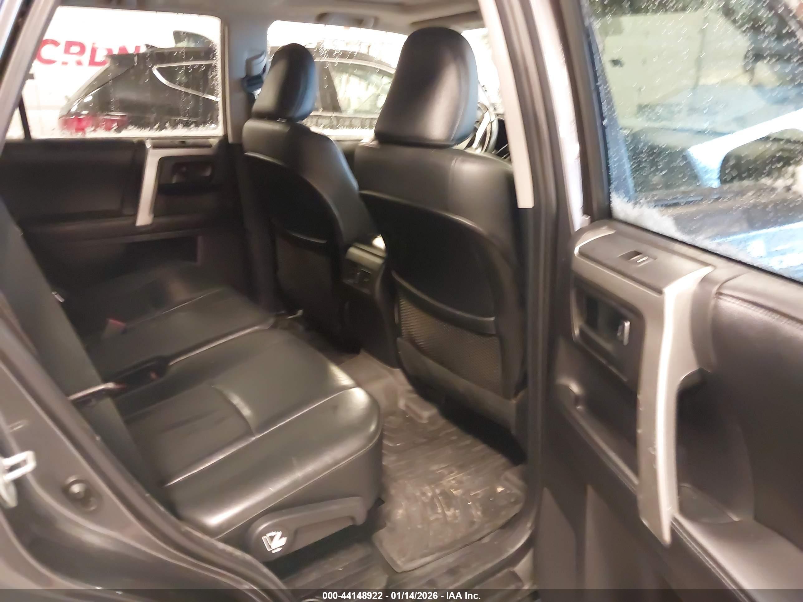 TOYOTA 4RUNNER image 8