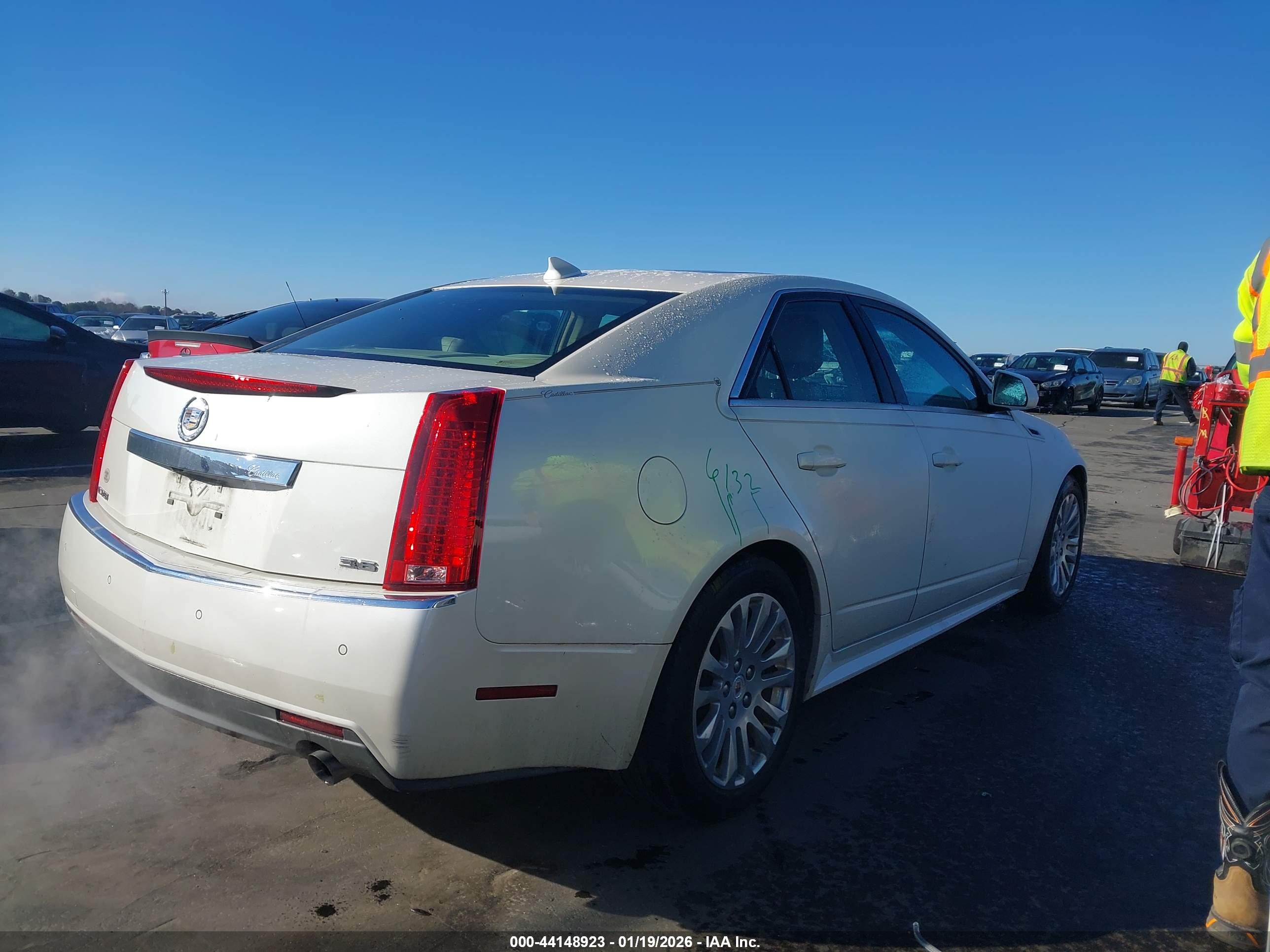 CADILLAC CTS image 4