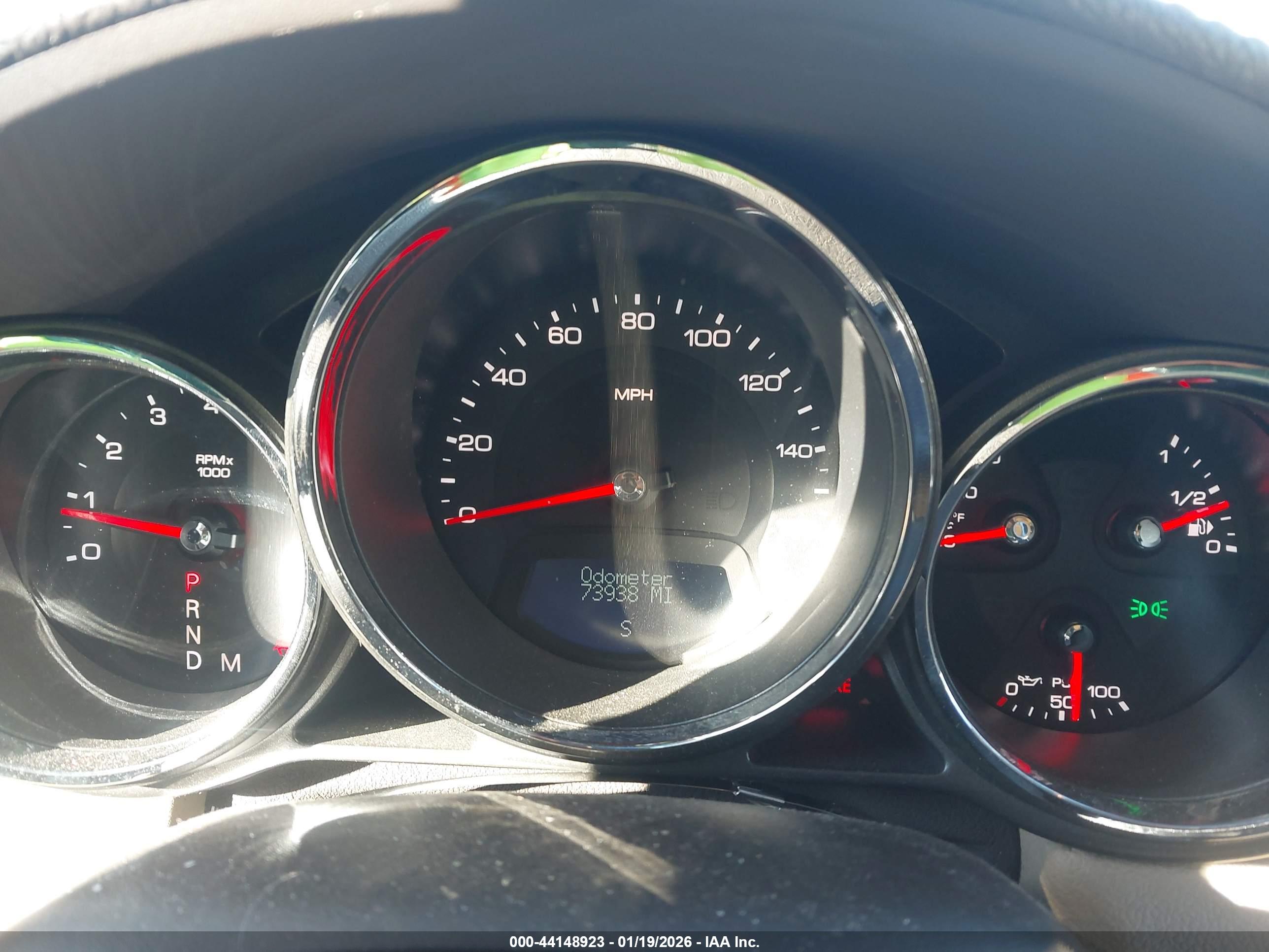 CADILLAC CTS image 7