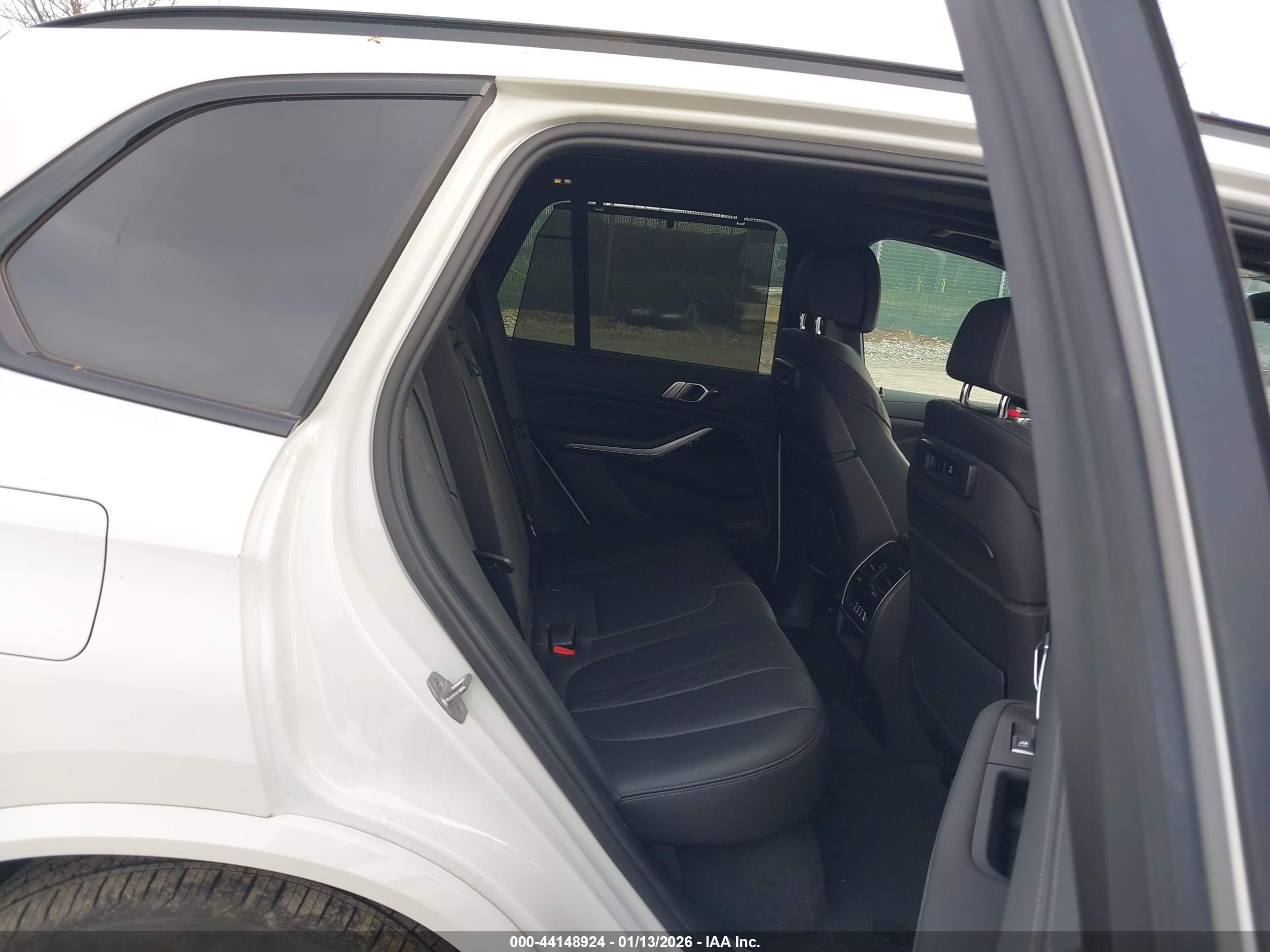 BMW X5 image 8