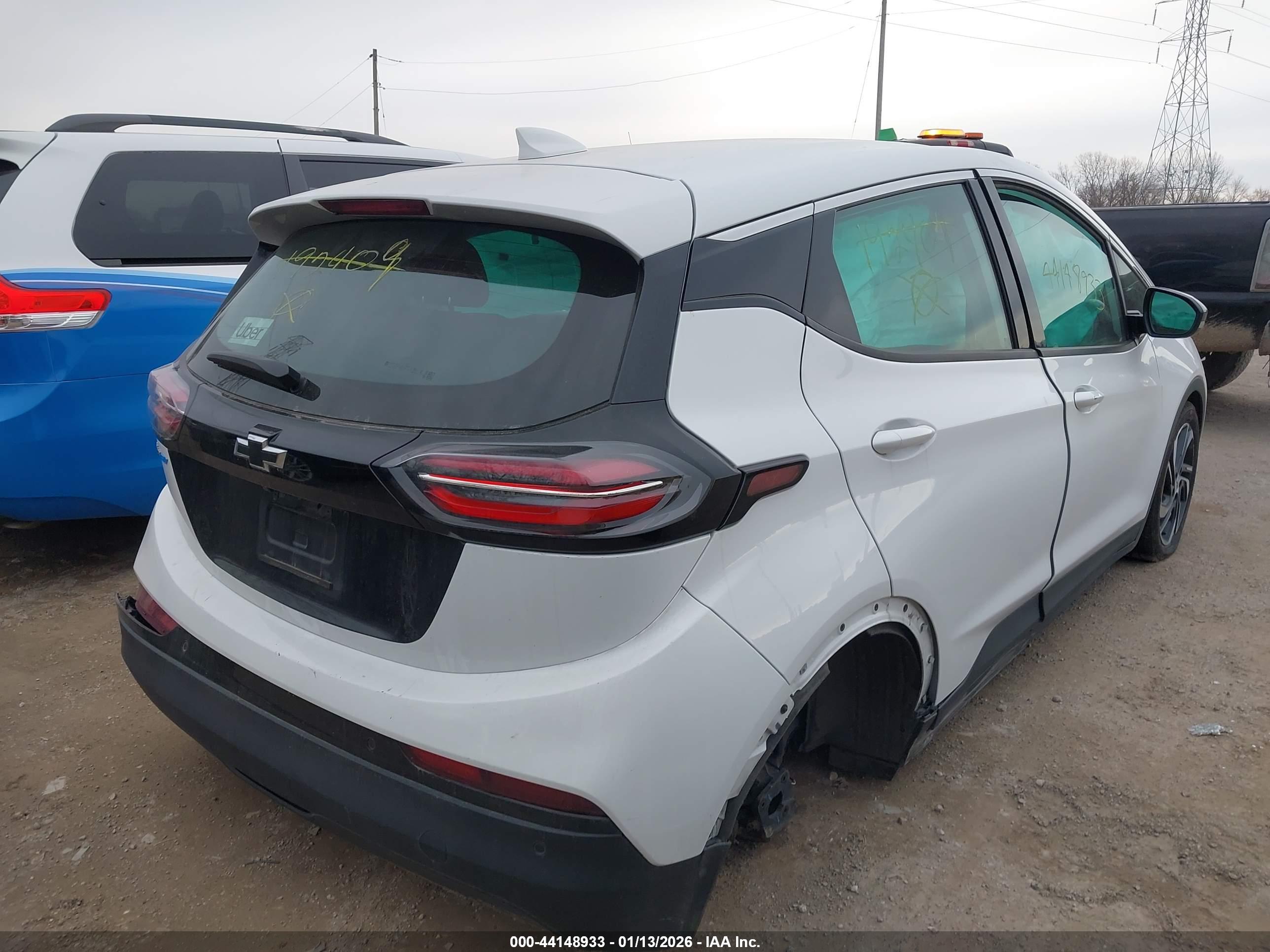 CHEVROLET BOLT image 4