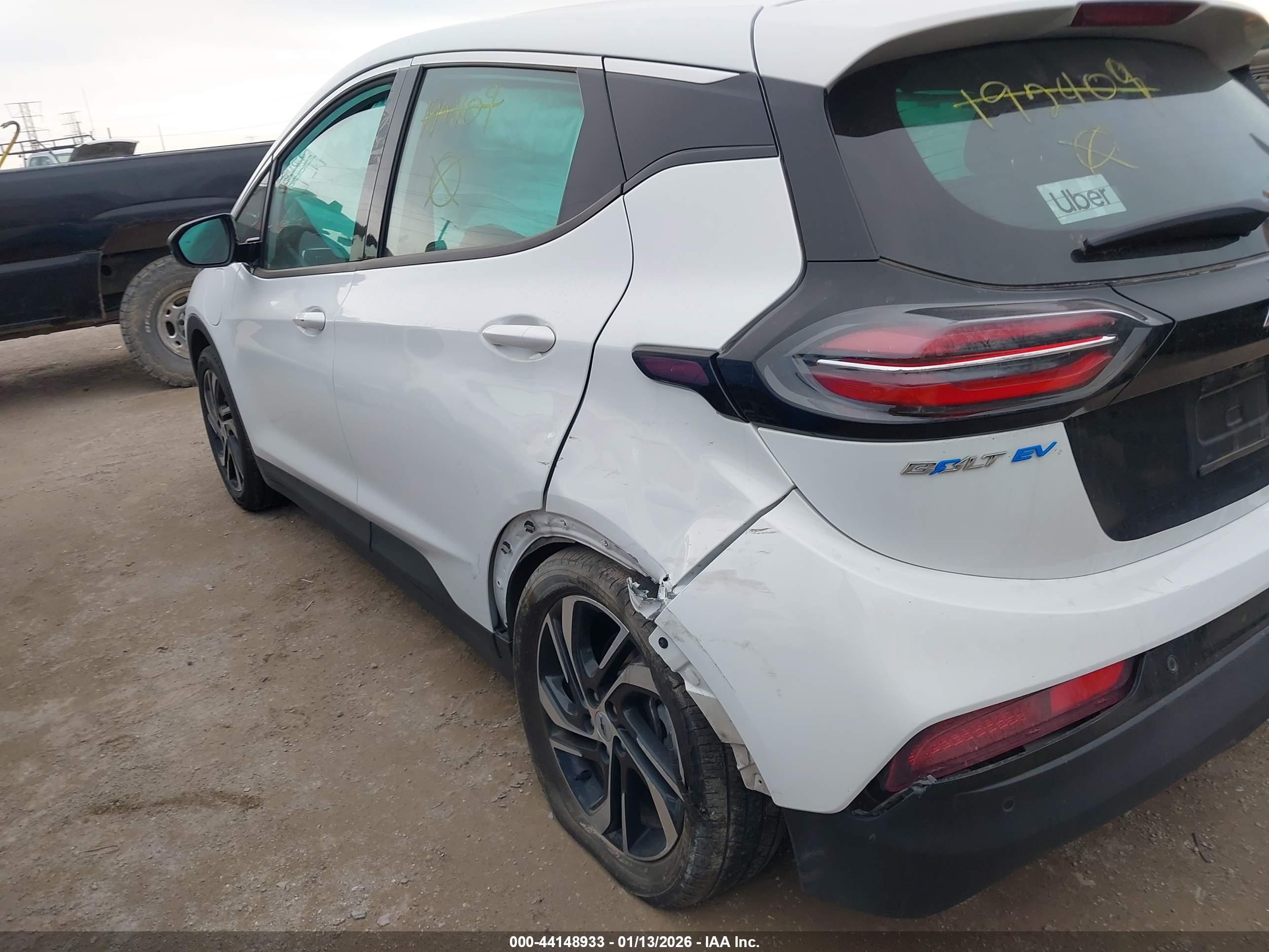 CHEVROLET BOLT image 6