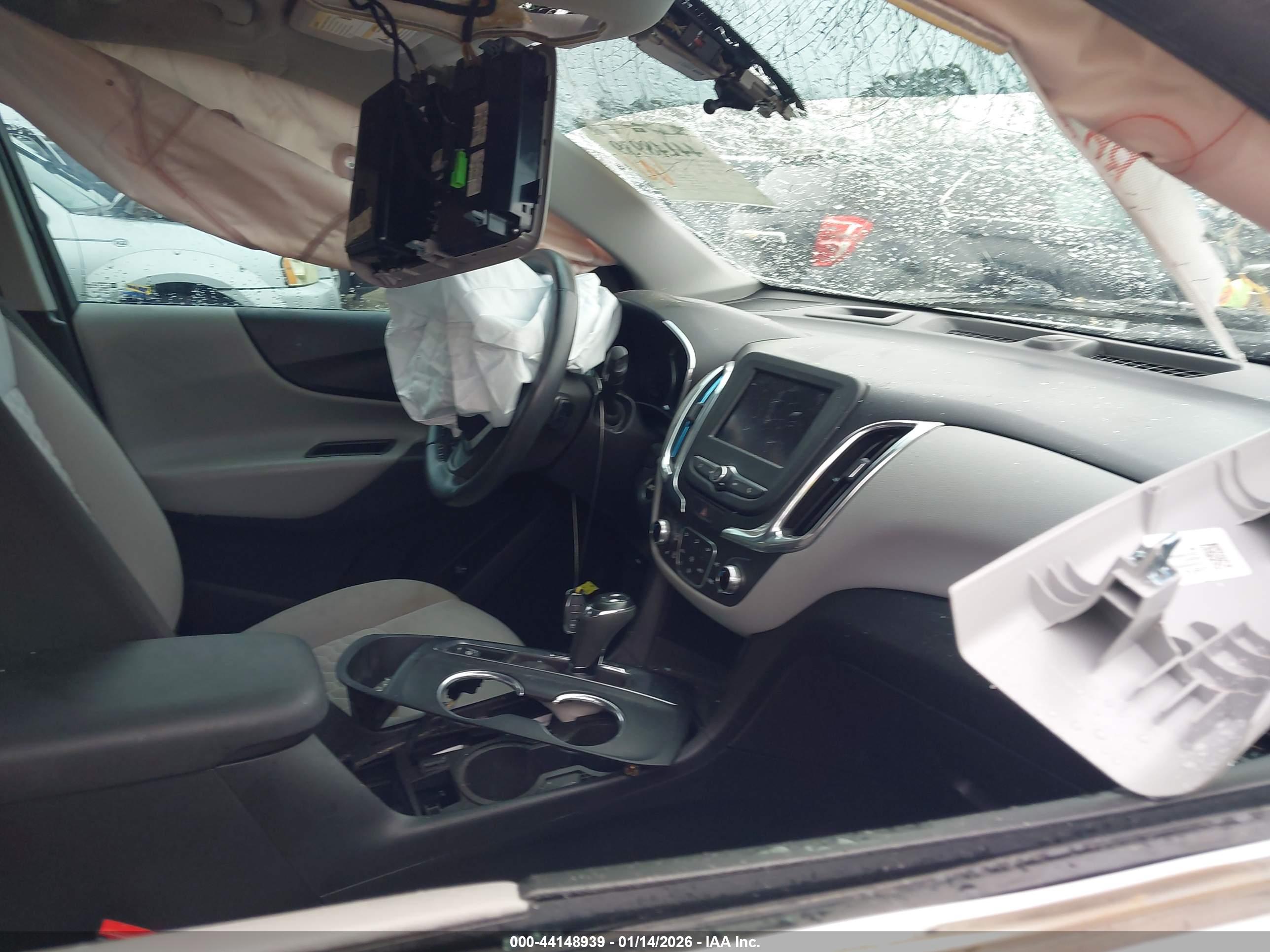 CHEVROLET EQUINOX image 5
