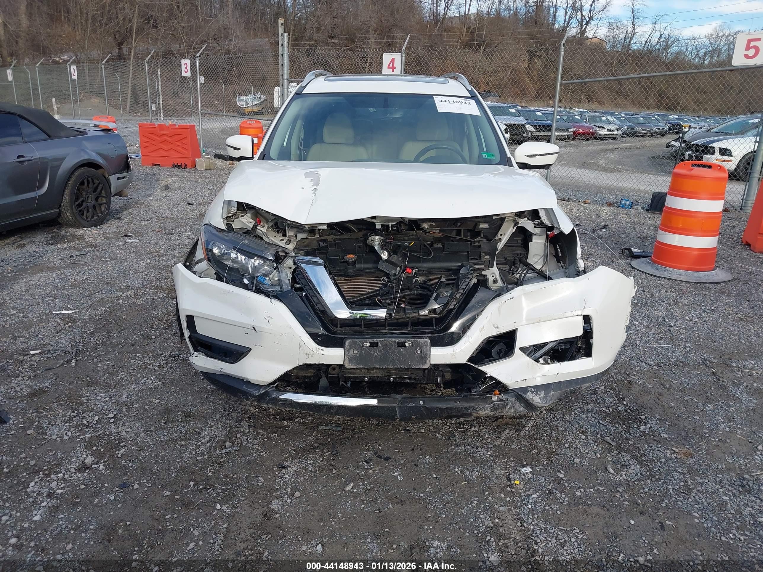 NISSAN ROGUE image 6