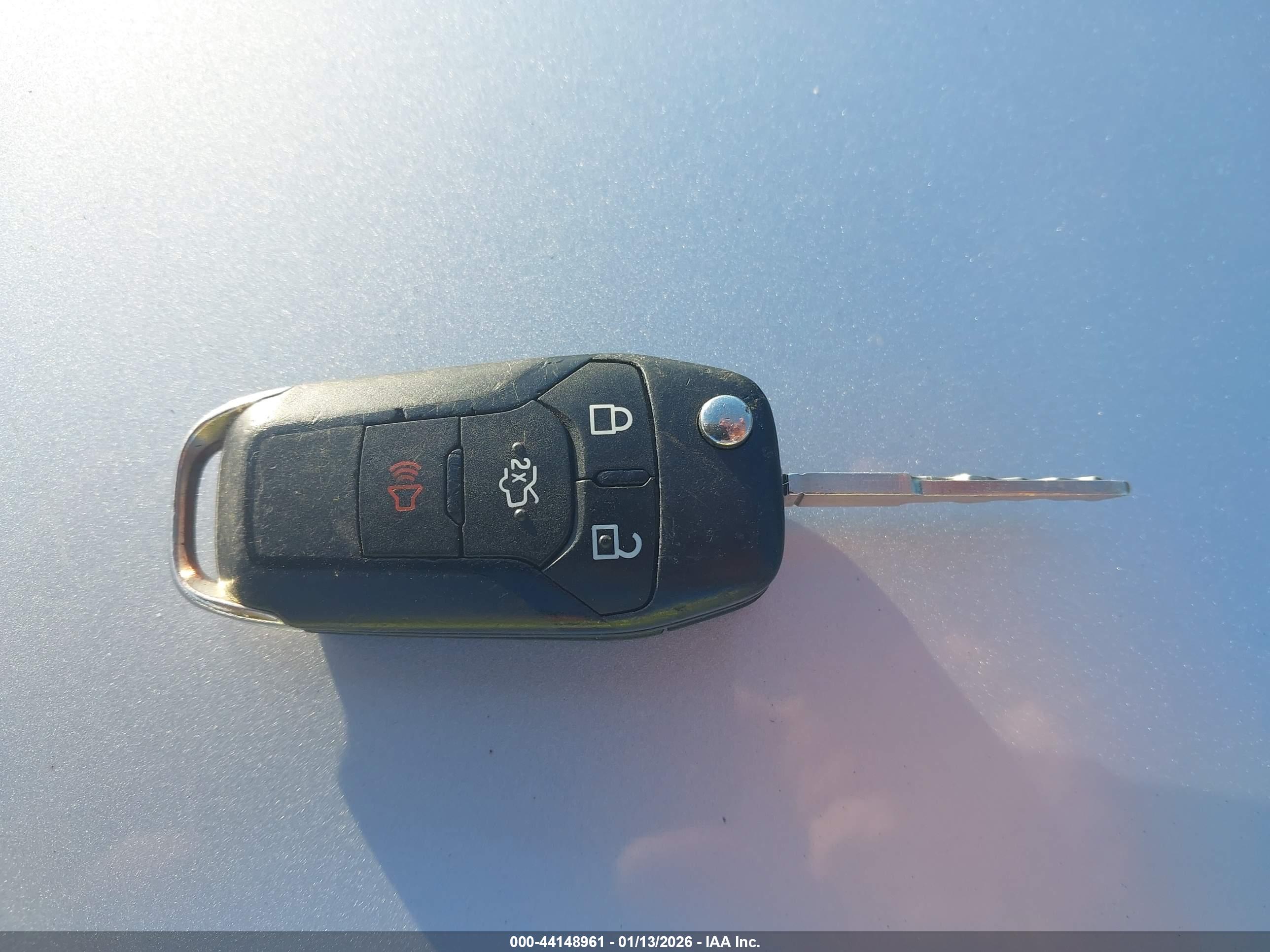 FORD FUSION image 11