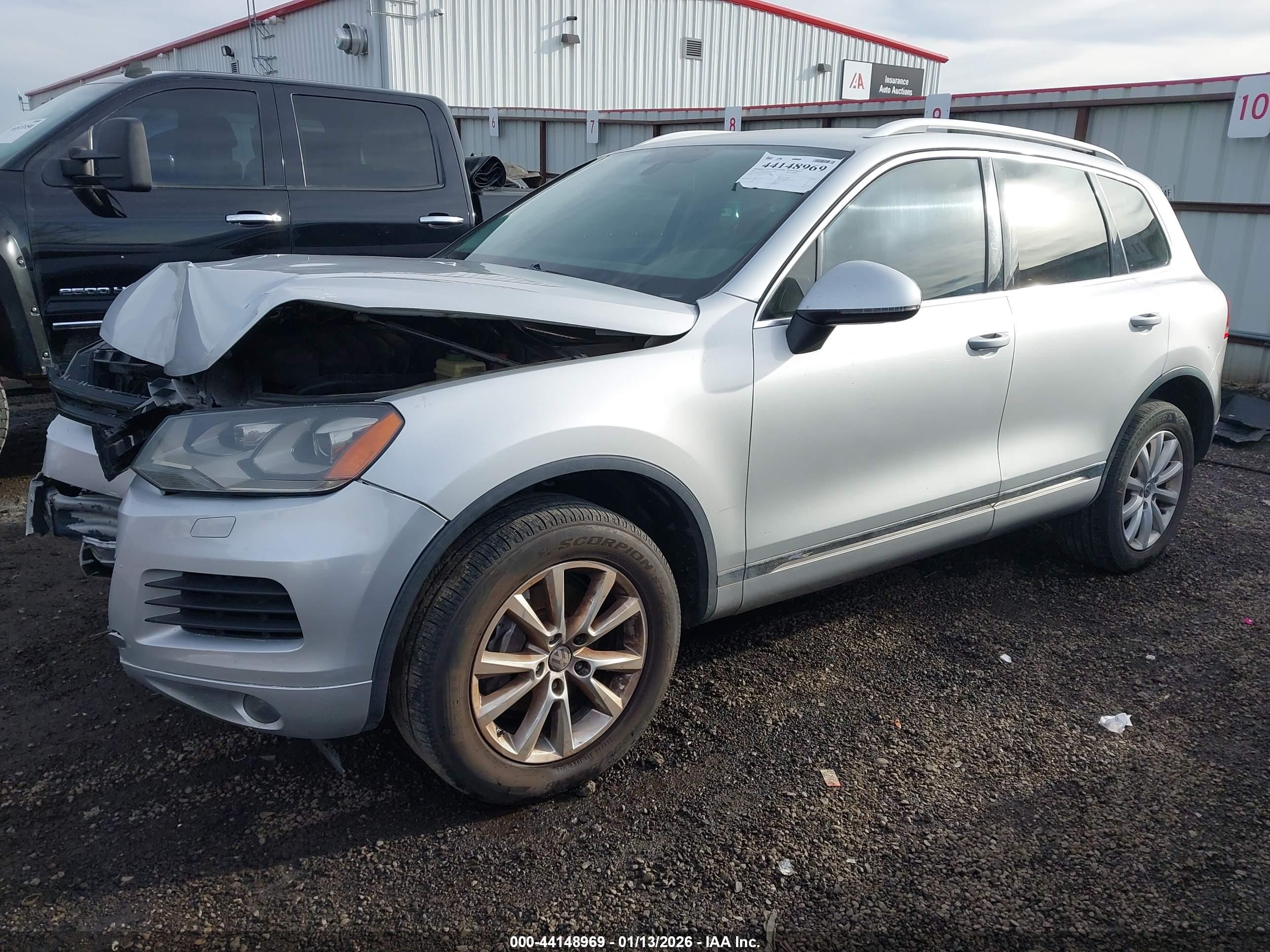VOLKSWAGEN TOUAREG image 2