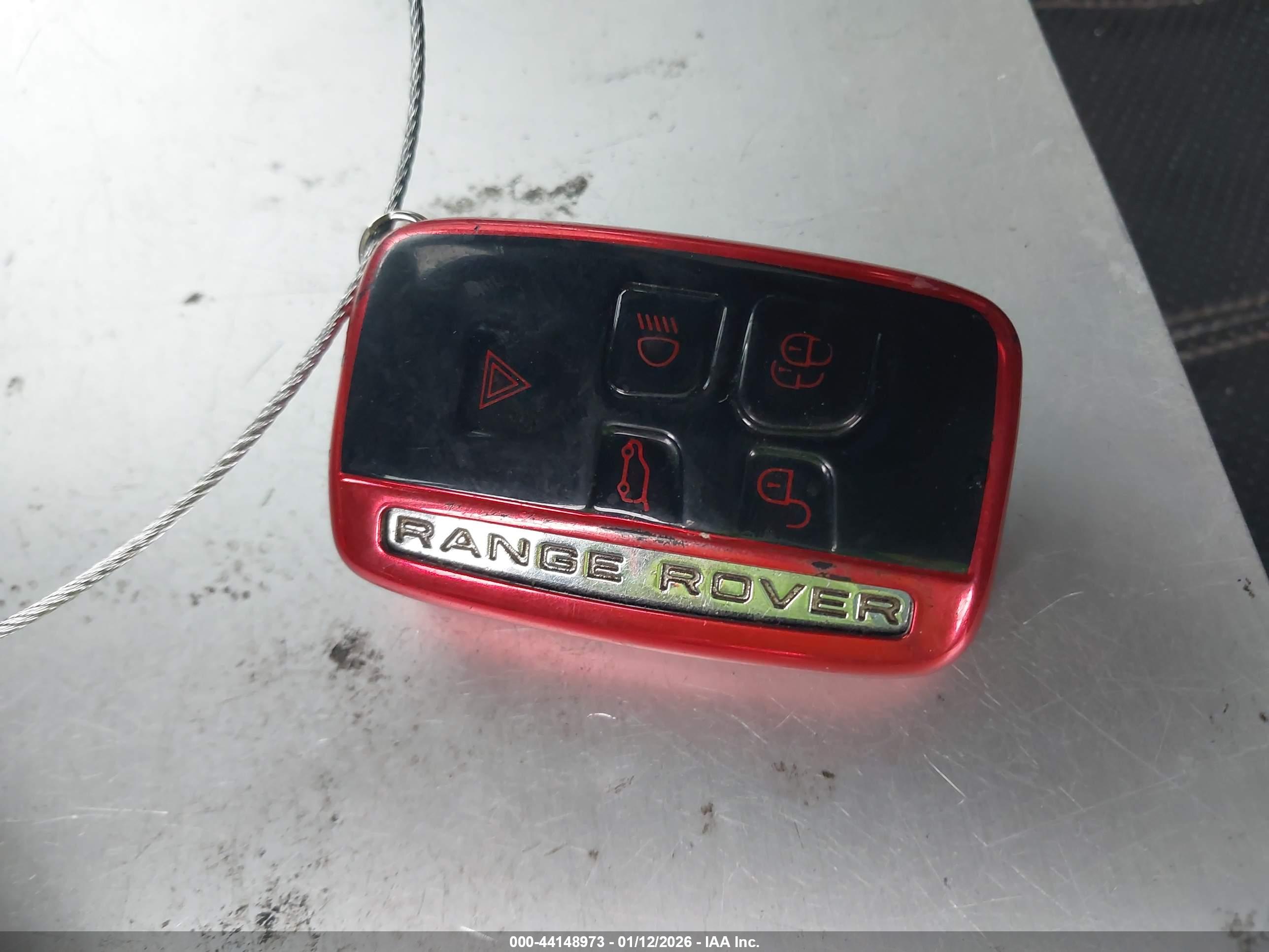 LAND ROVER image 11