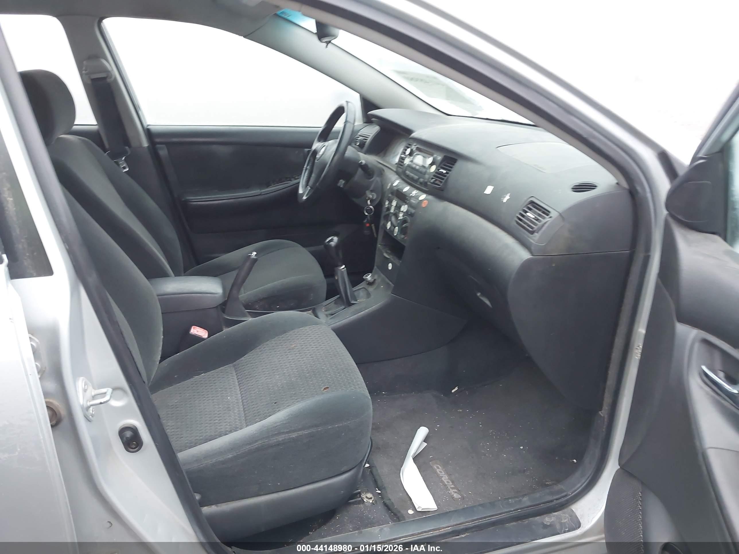 TOYOTA COROLLA image 5