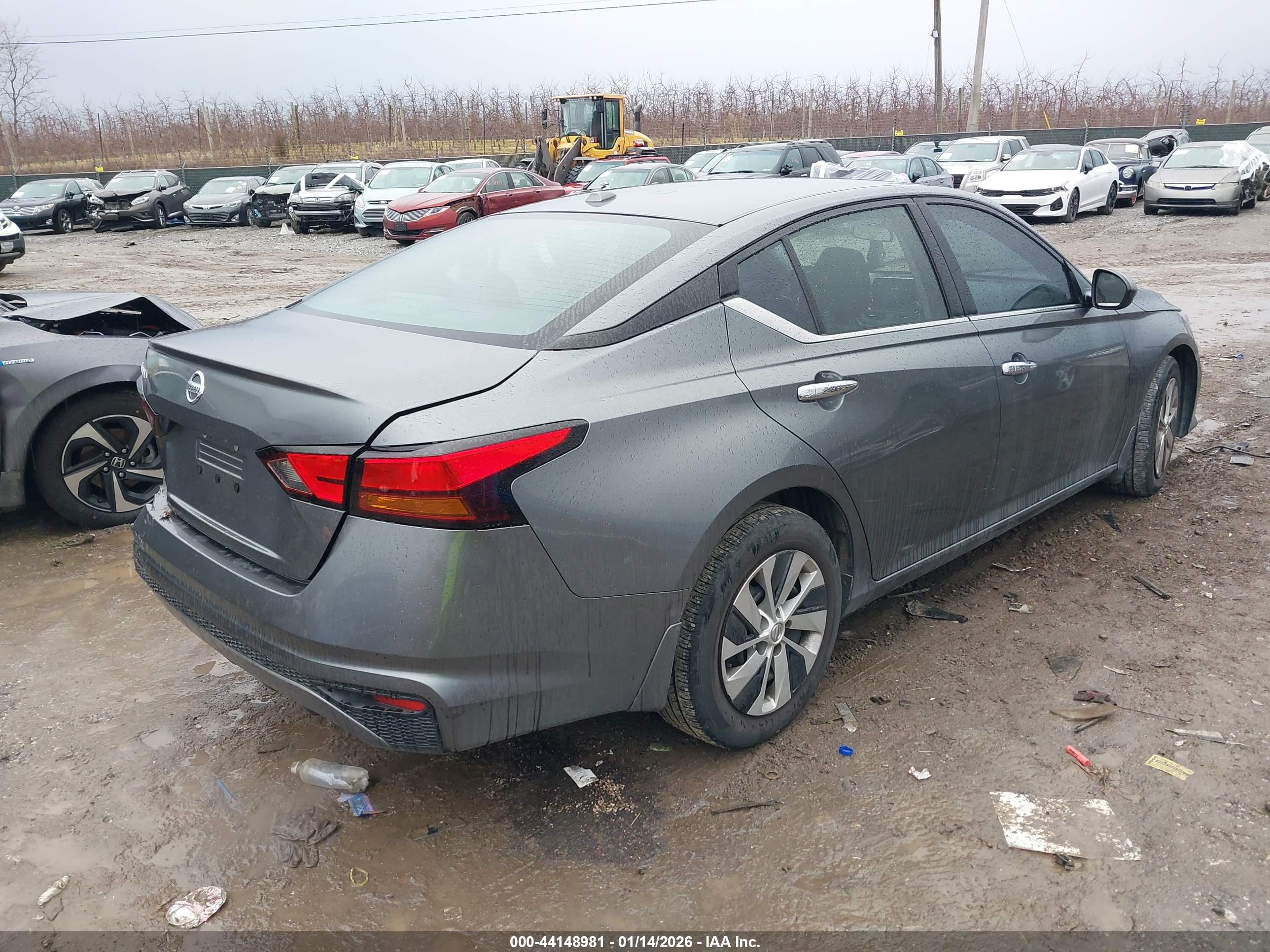 NISSAN ALTIMA image 4
