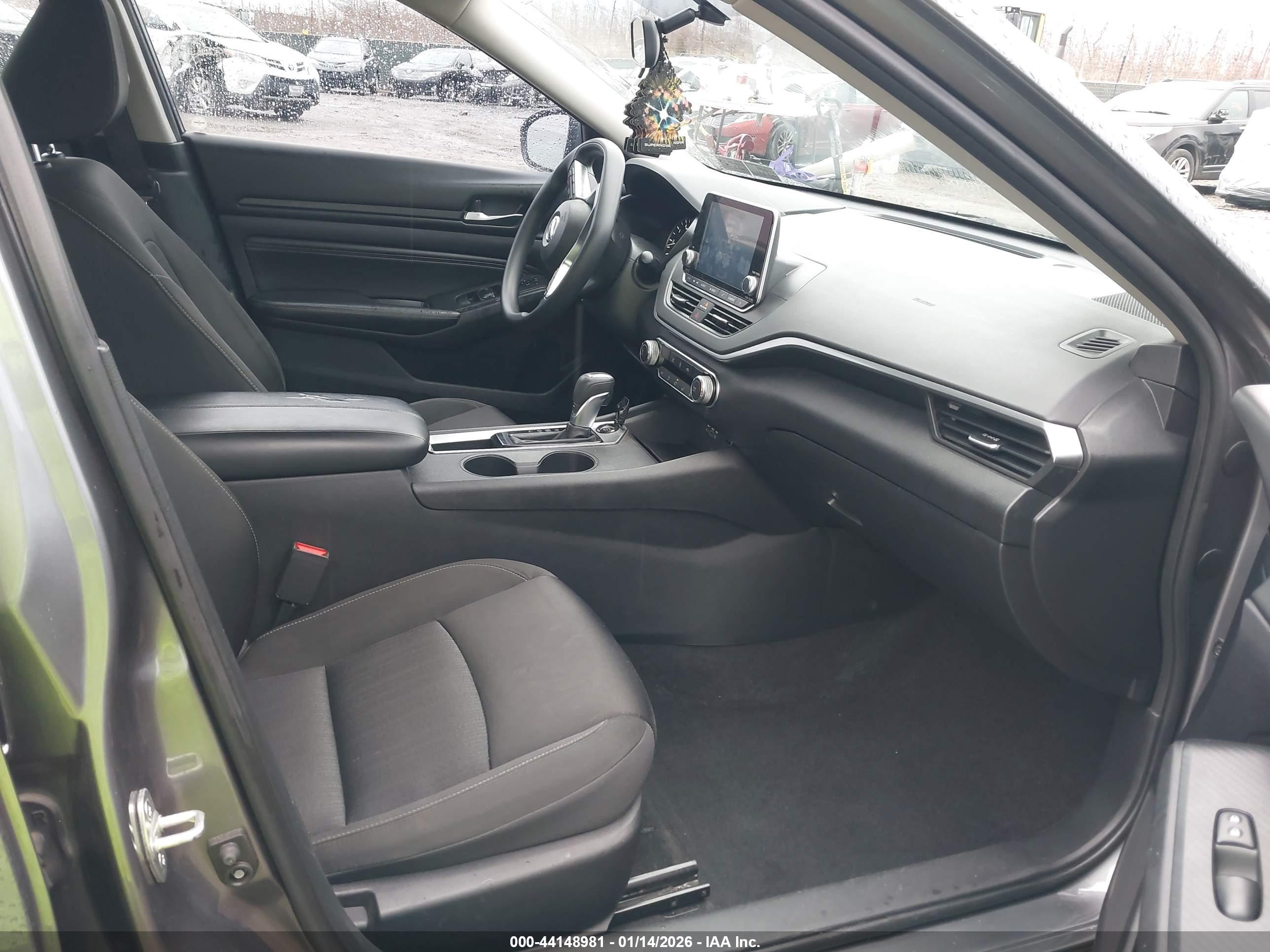 NISSAN ALTIMA image 5