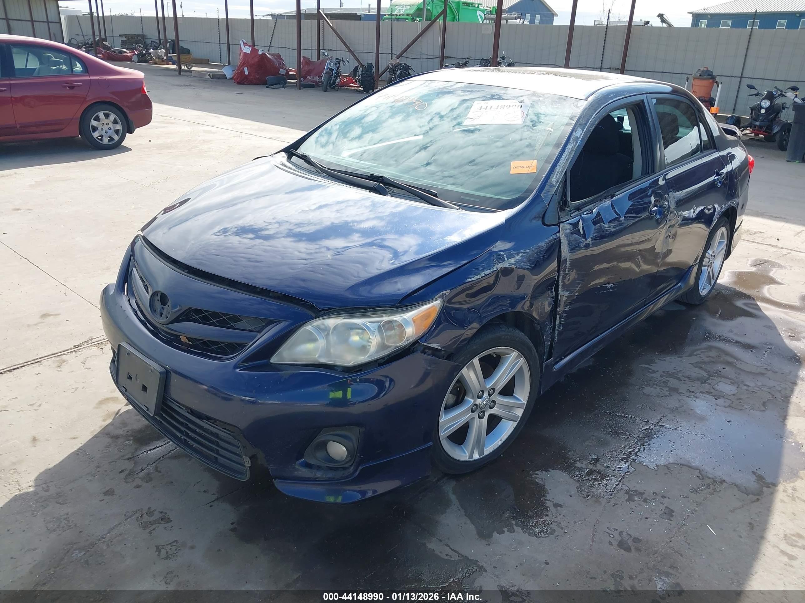 TOYOTA COROLLA image 2
