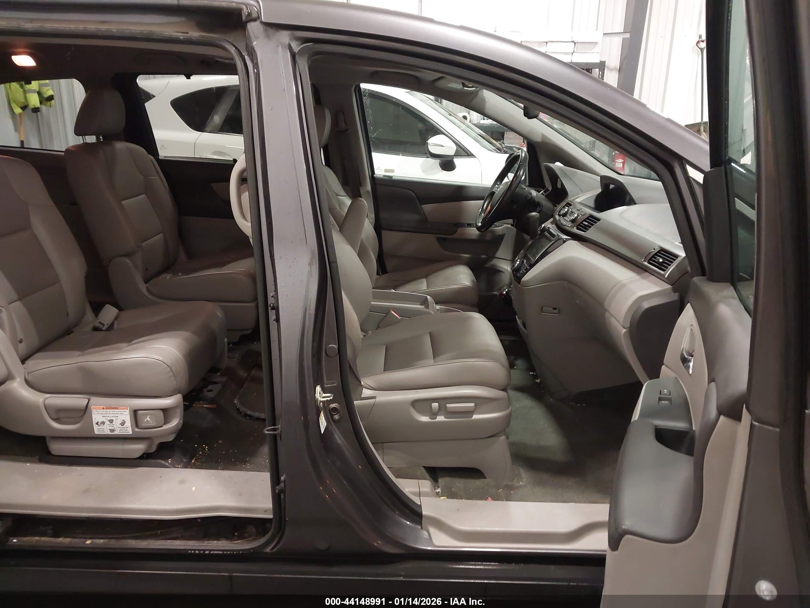 HONDA ODYSSEY image 5