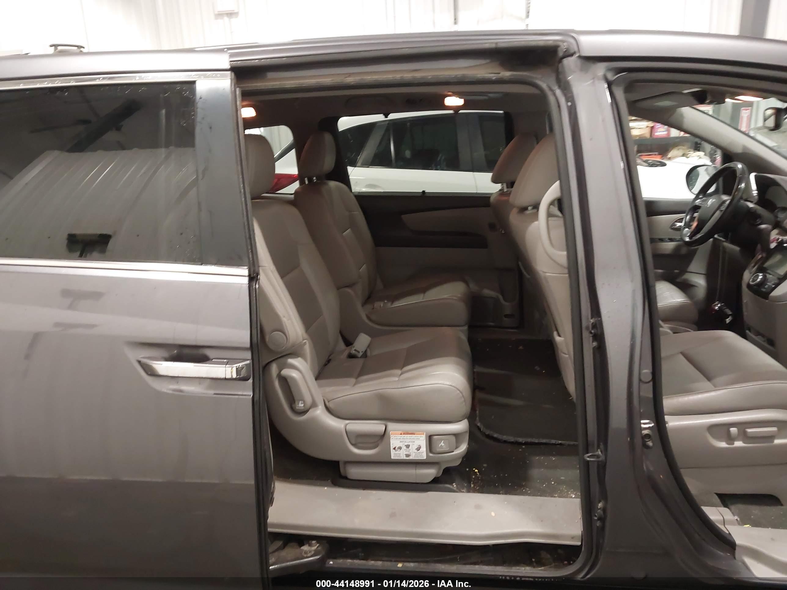 HONDA ODYSSEY image 8