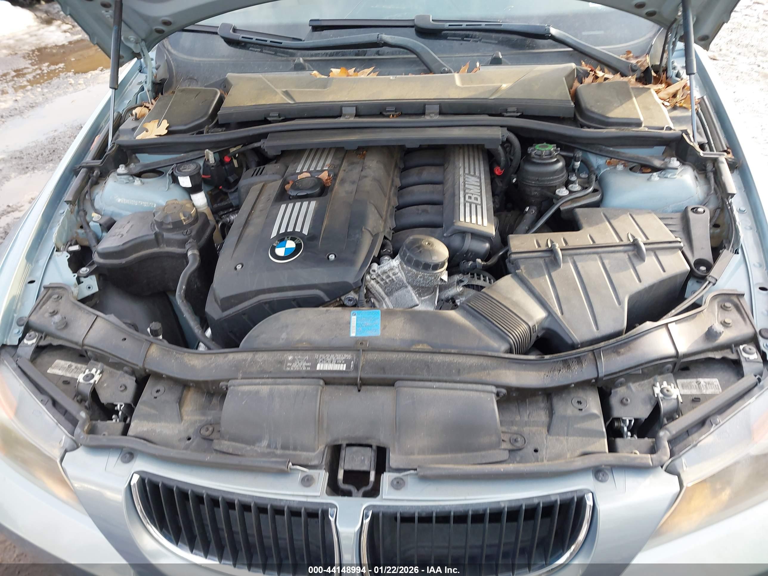 BMW 328I image 10