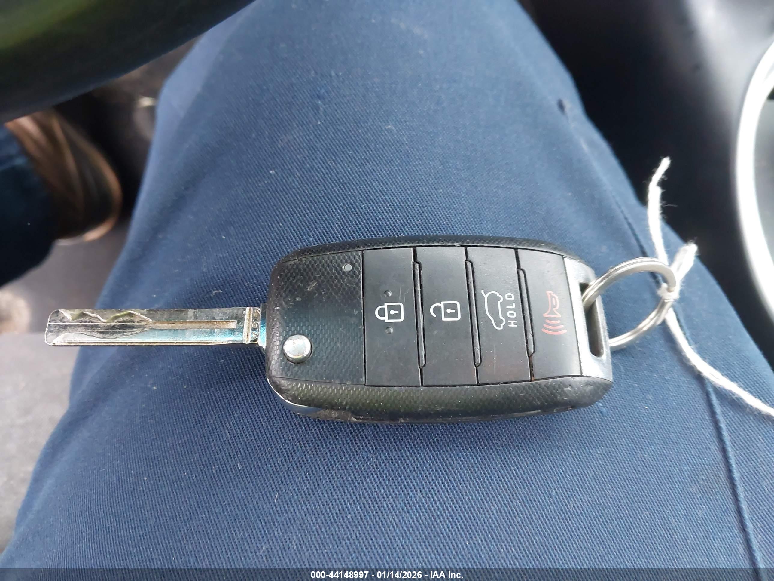 KIA SOUL image 11