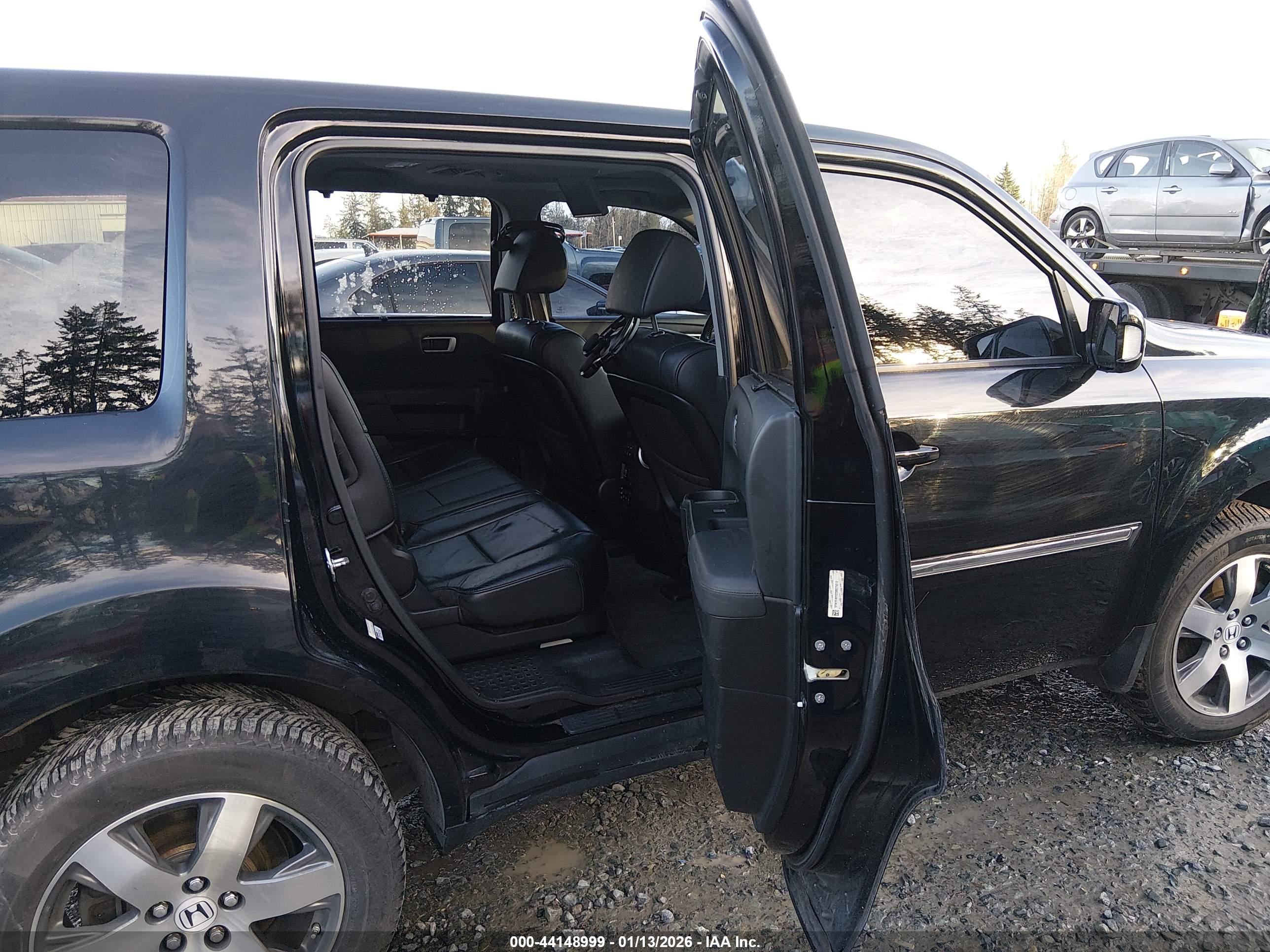 HONDA PILOT image 8