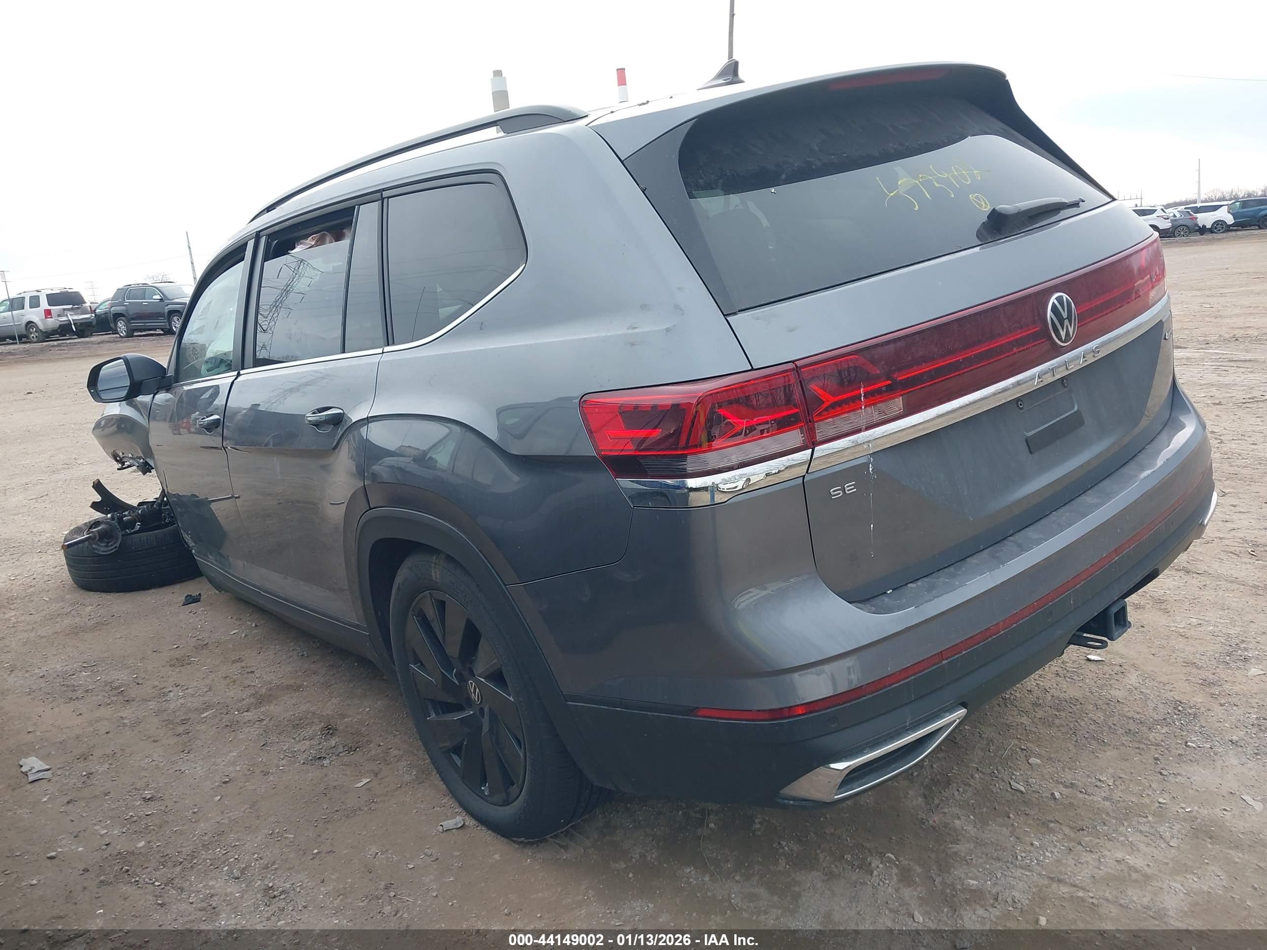 VOLKSWAGEN ATLAS image 3