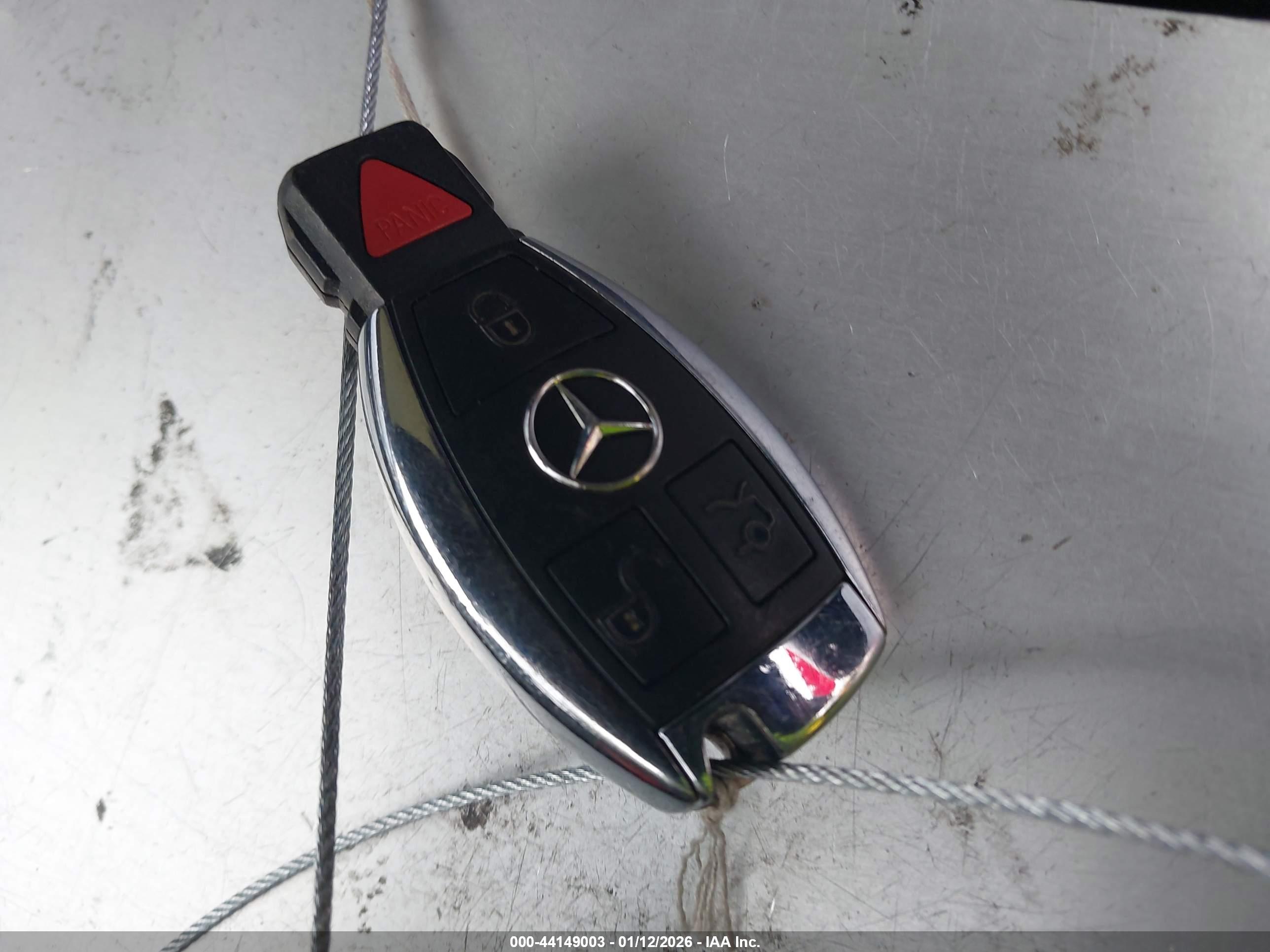 MERCEDES-BENZ C image 11