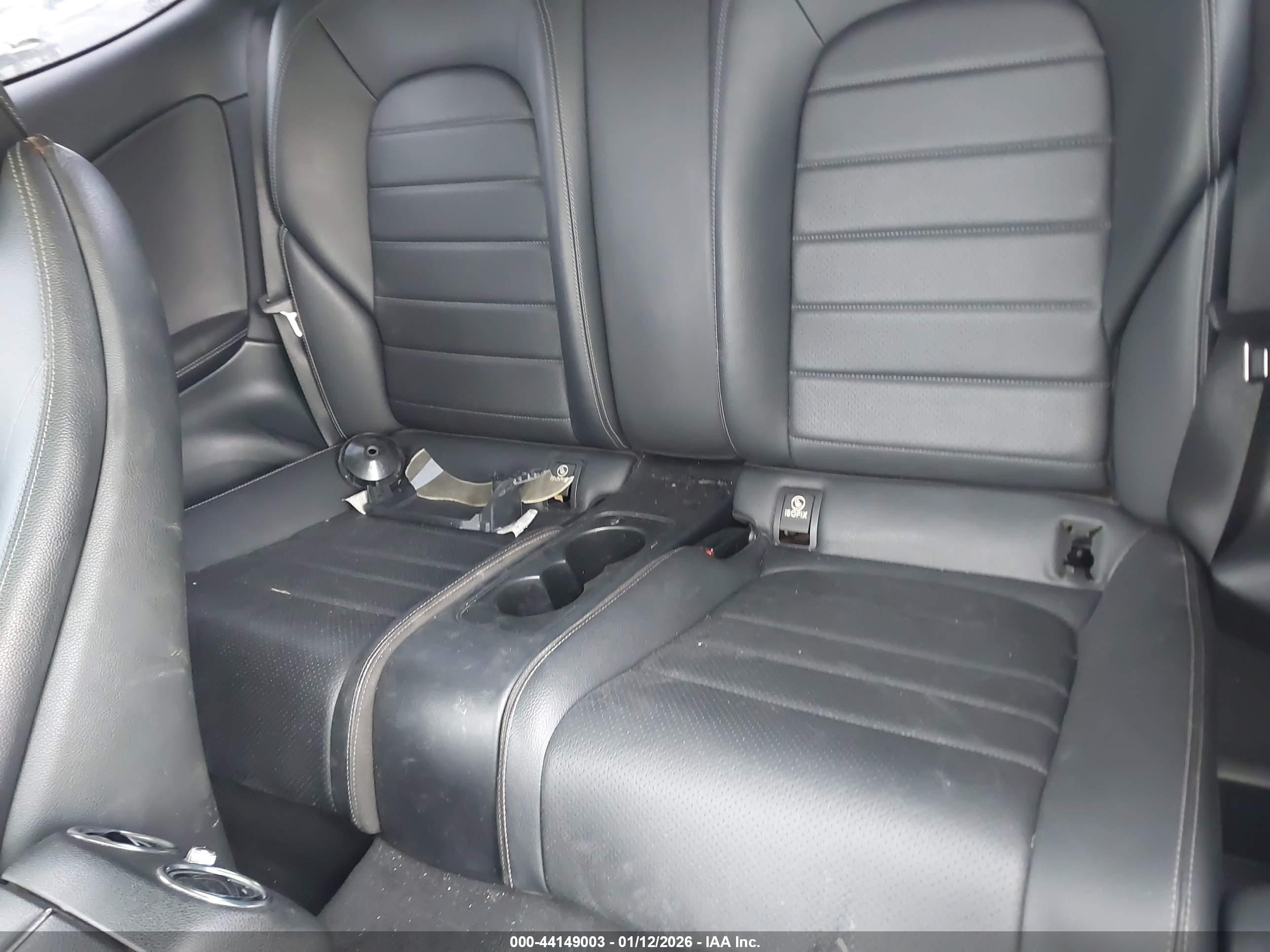MERCEDES-BENZ C image 8