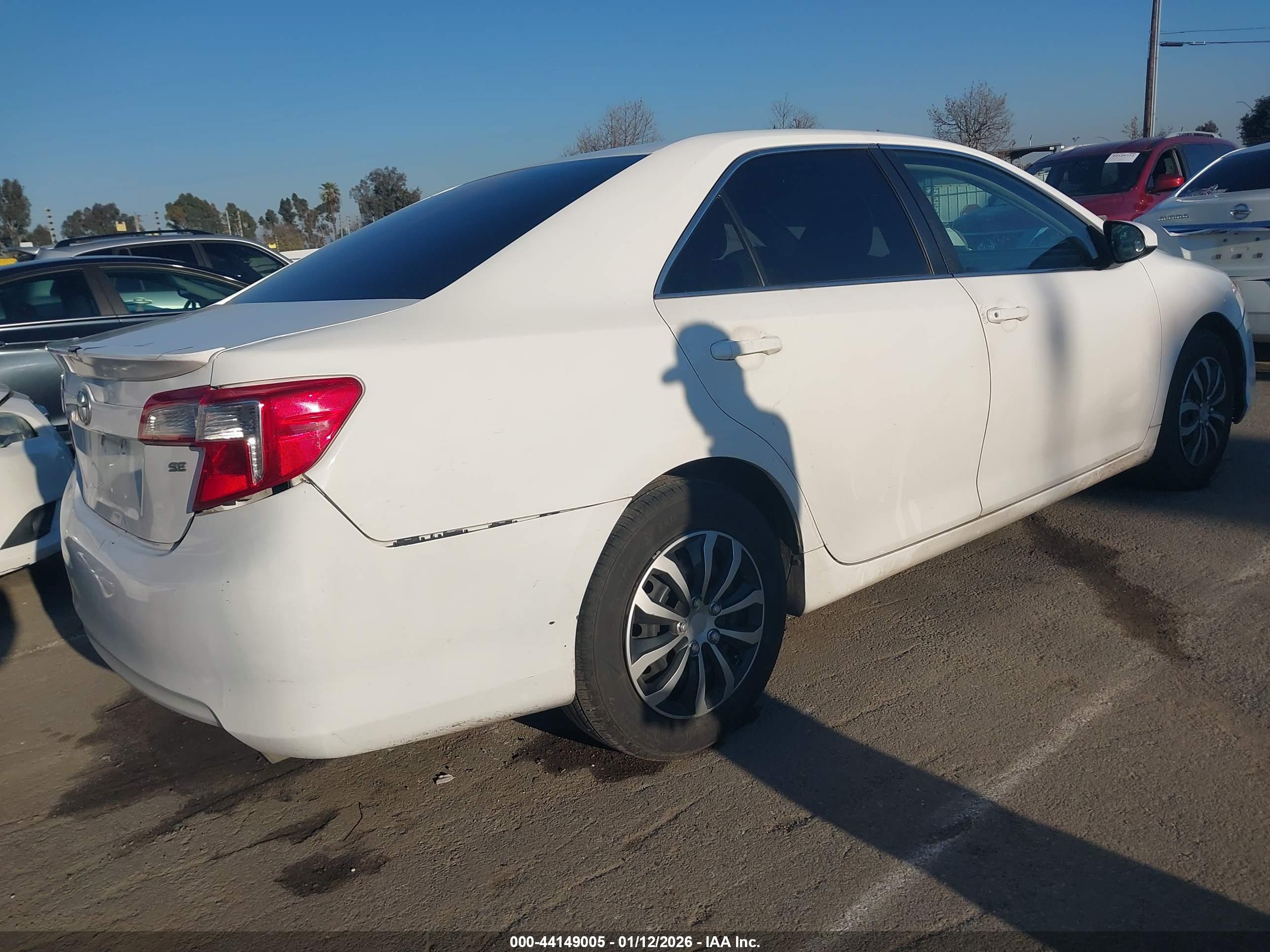 TOYOTA CAMRY image 4
