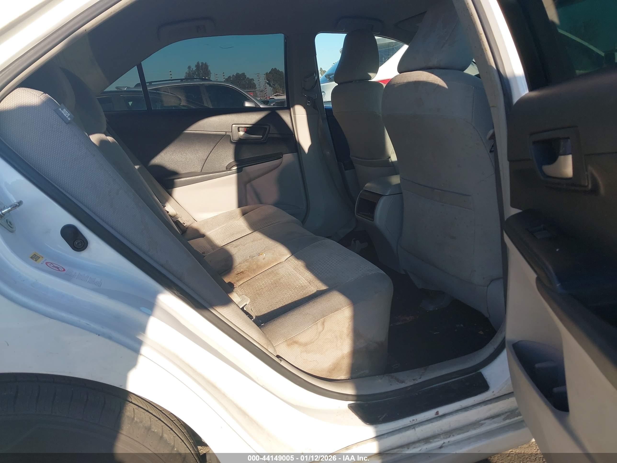 TOYOTA CAMRY image 8