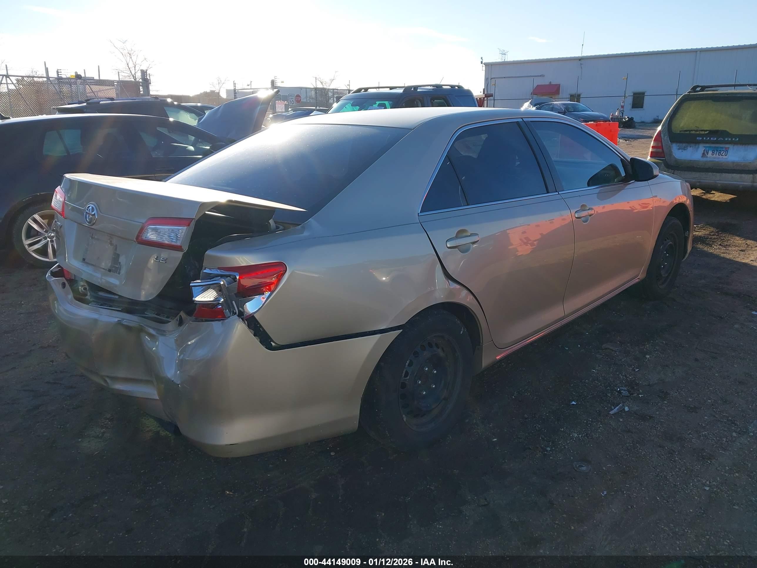 TOYOTA CAMRY image 4