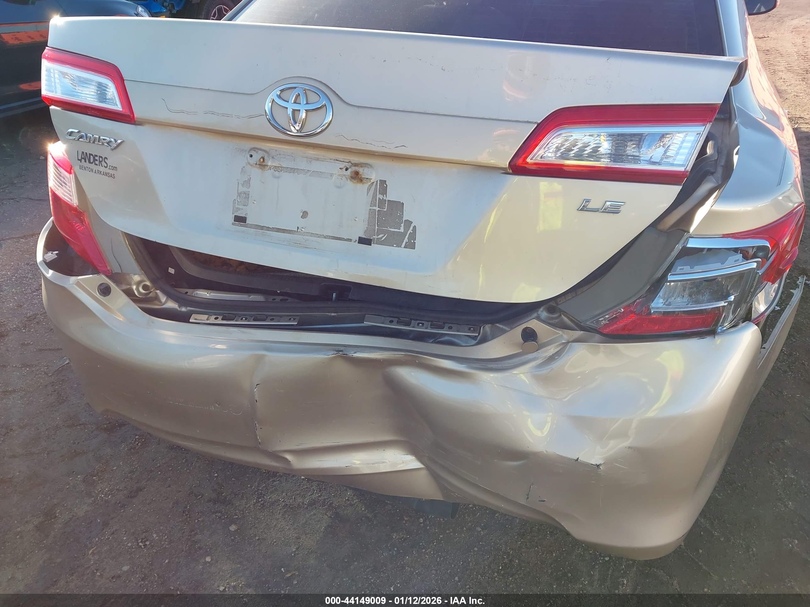TOYOTA CAMRY image 6