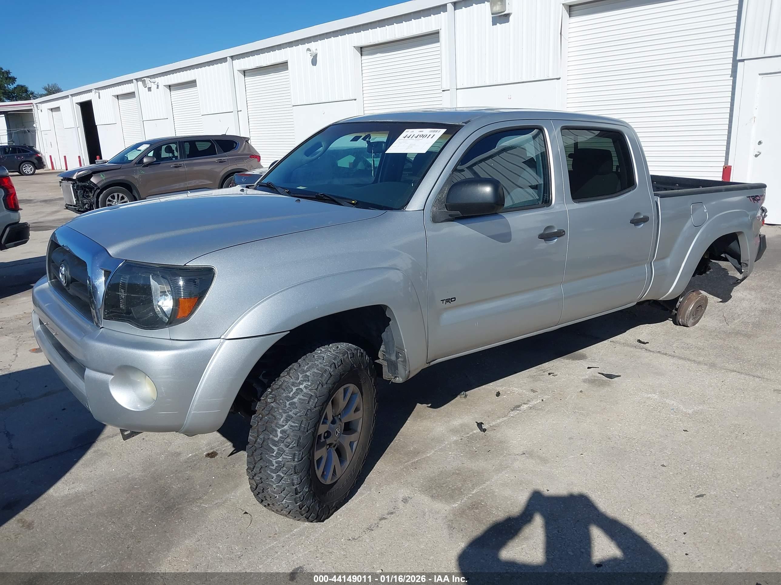 TOYOTA TACOMA image 2