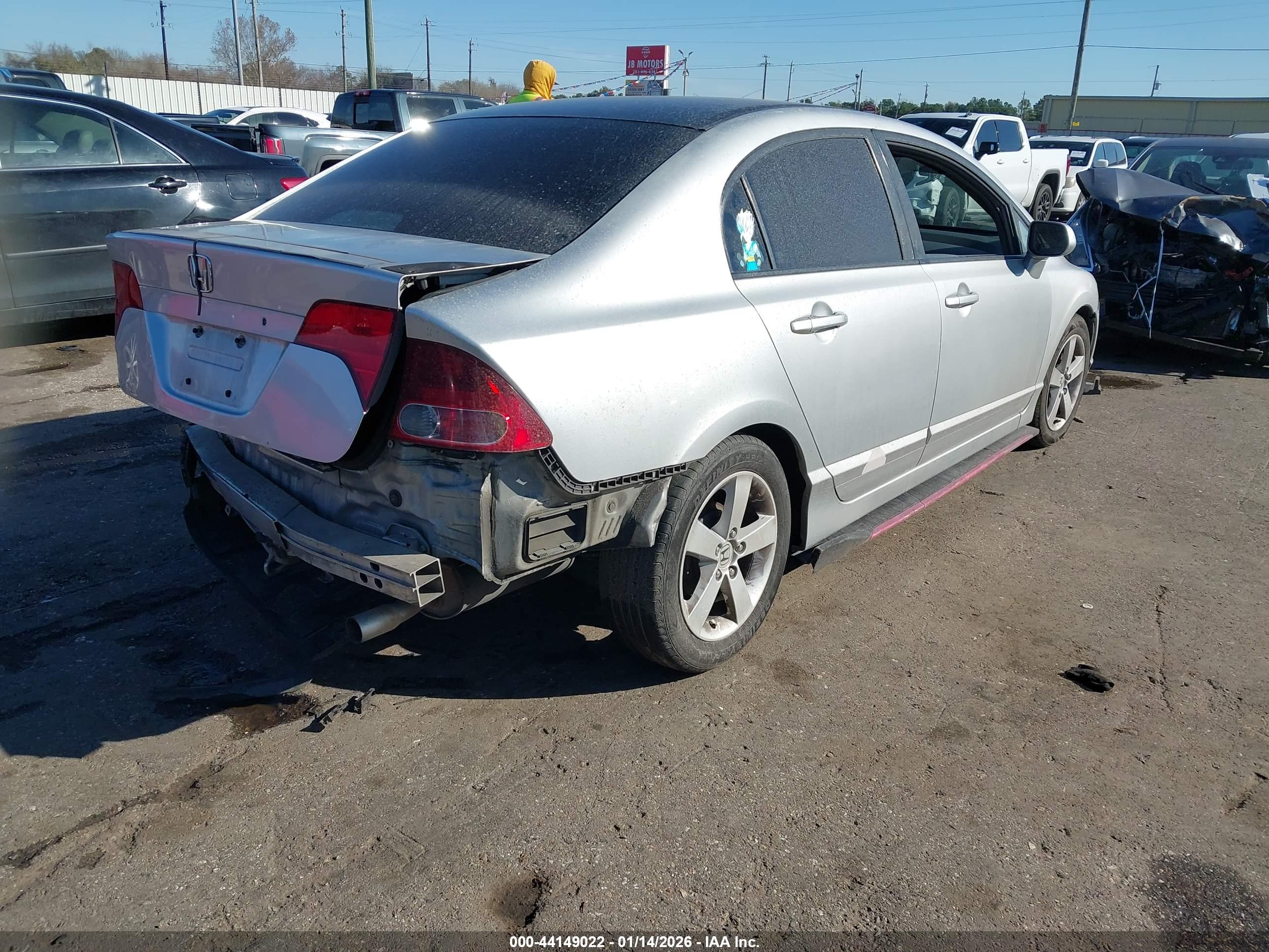HONDA CIVIC image 4