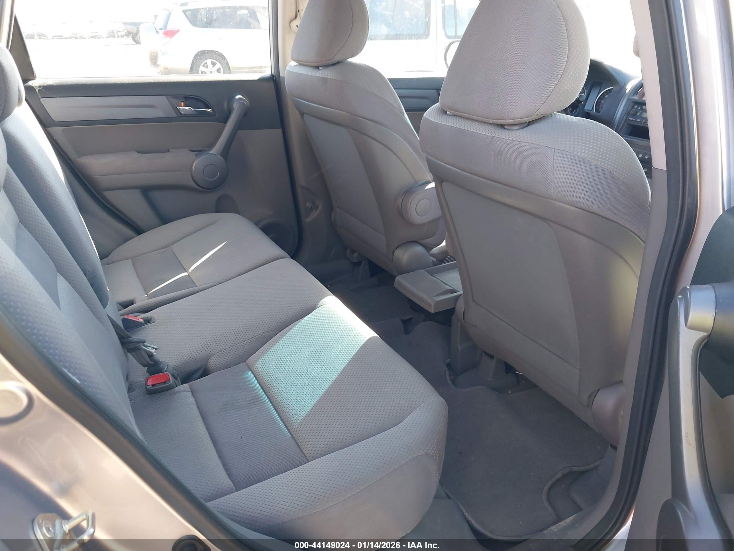 HONDA CR-V image 8