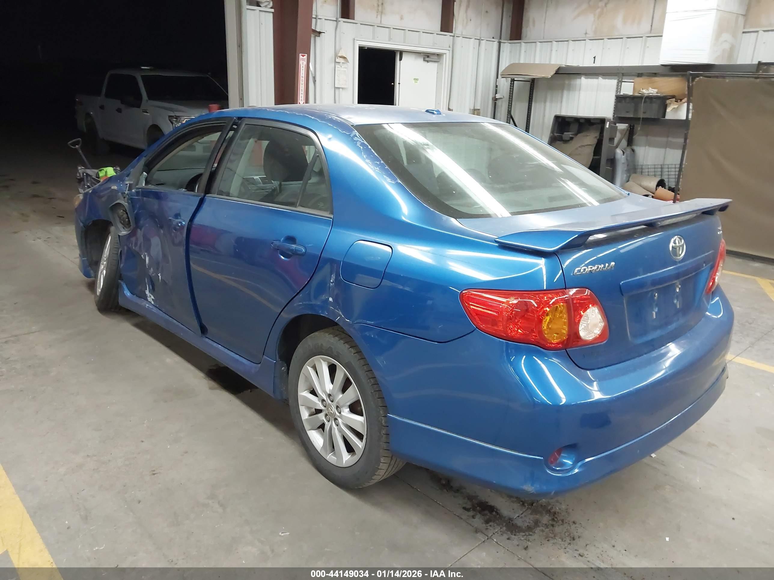 TOYOTA COROLLA image 3